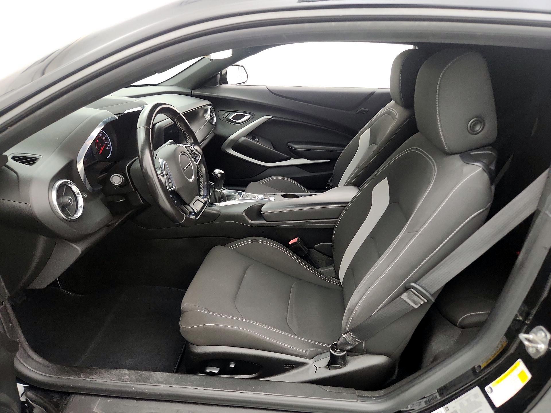 Thumbnail: 2019 Chevrolet Camaro - 11