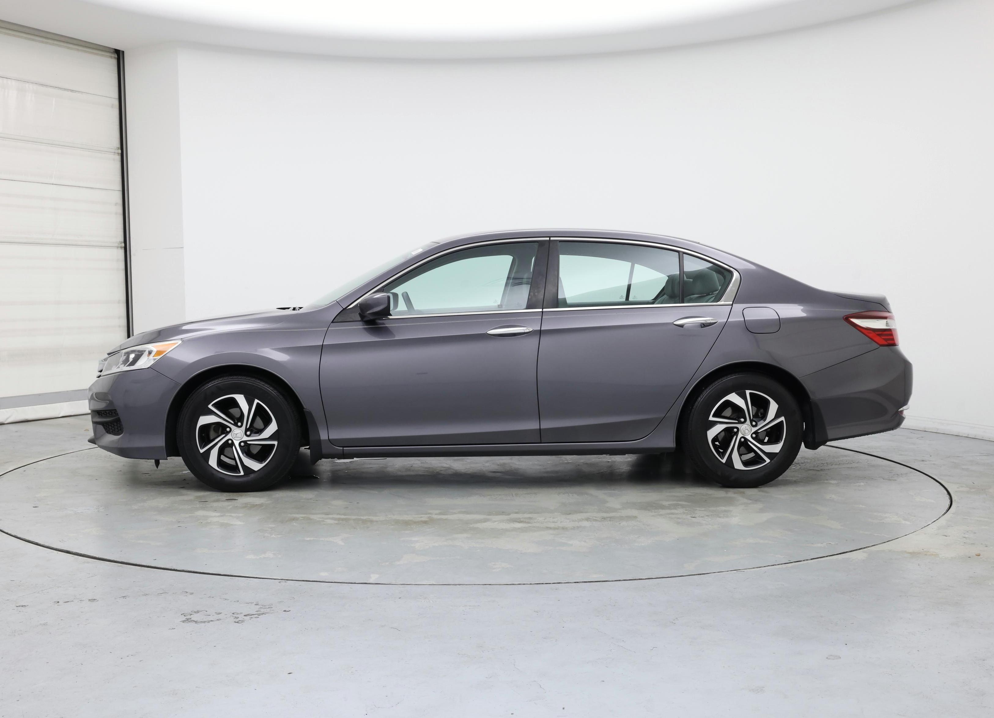 Thumbnail: 2017 Honda Accord - 3