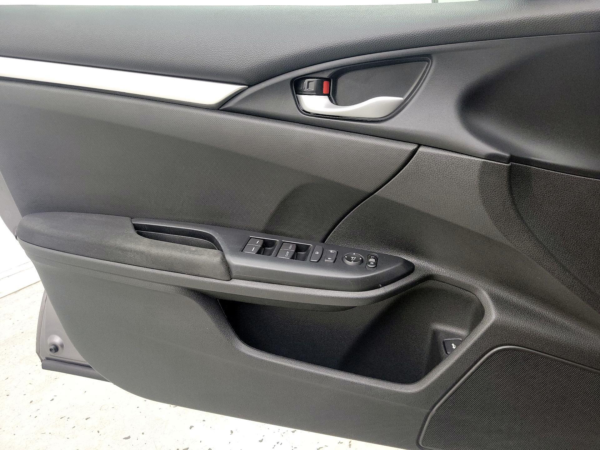 Thumbnail: 2019 Honda Civic - 12