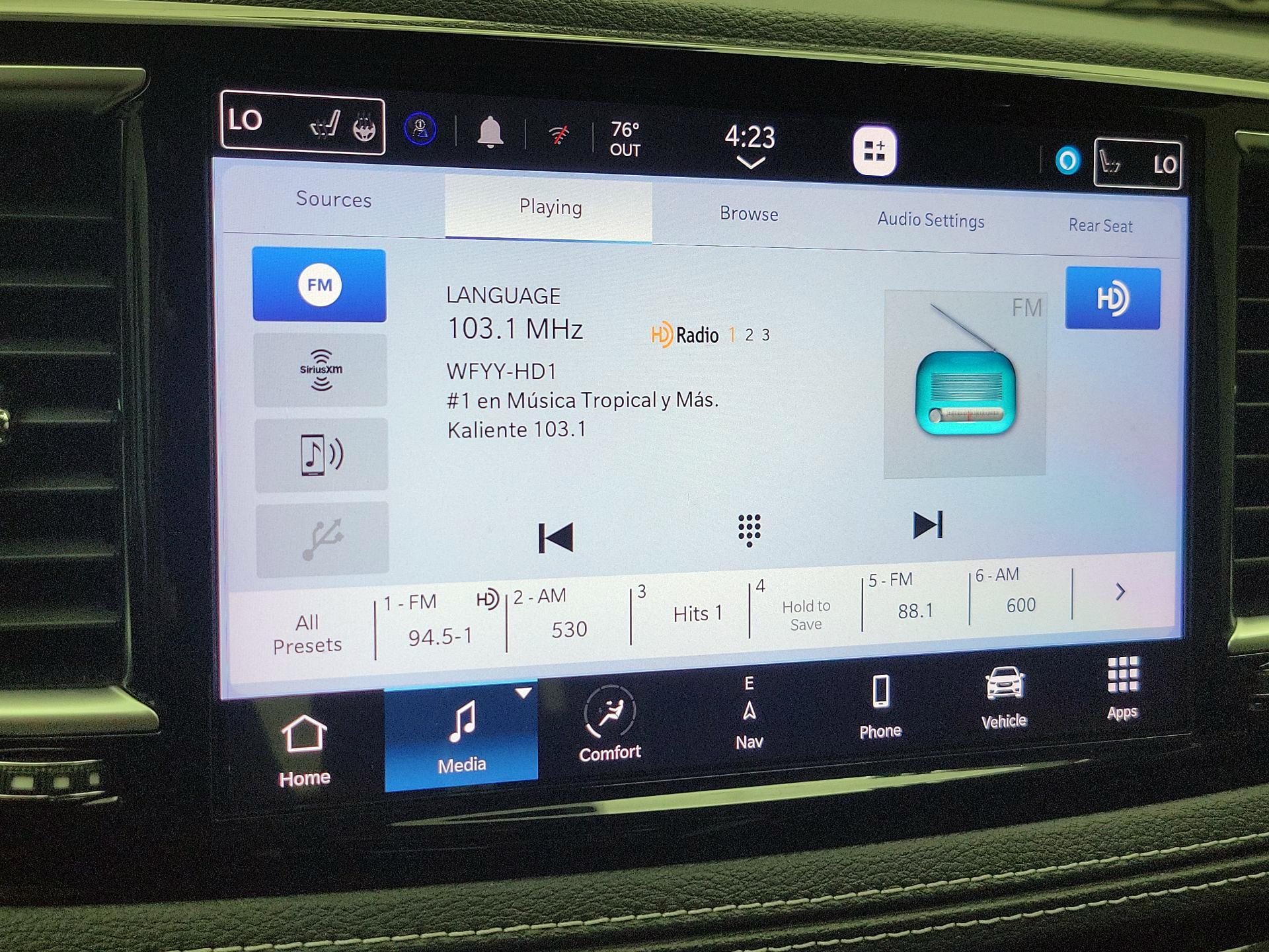 Thumbnail: 2022 Chrysler Pacifica - 16