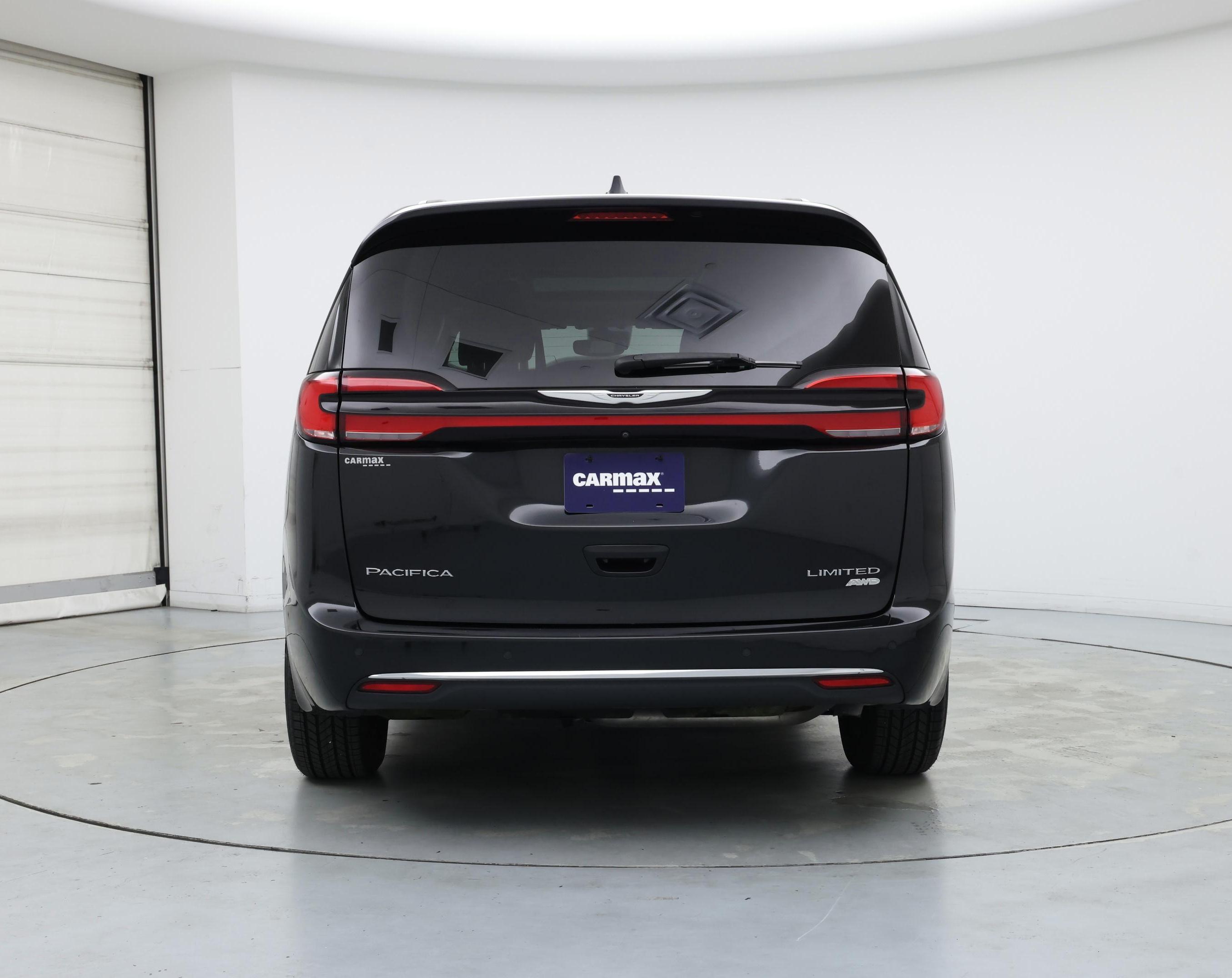 Thumbnail: 2022 Chrysler Pacifica - 6