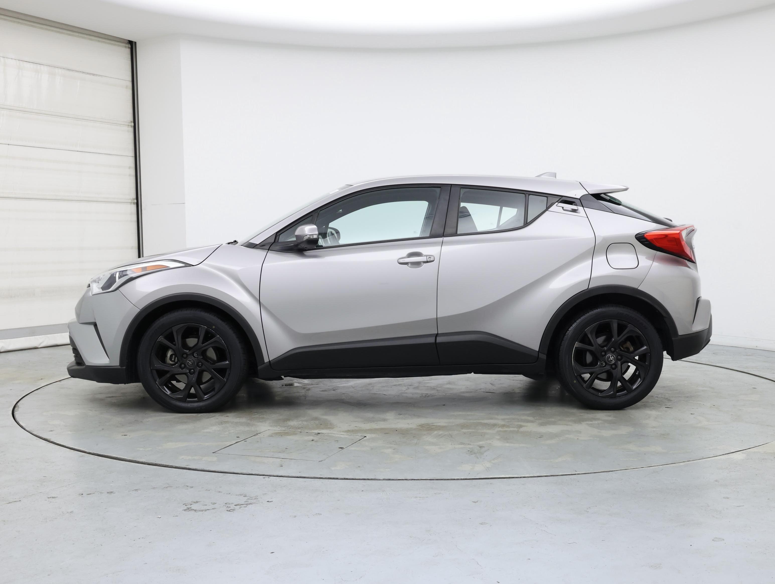 Thumbnail: 2018 Toyota C-HR - 3