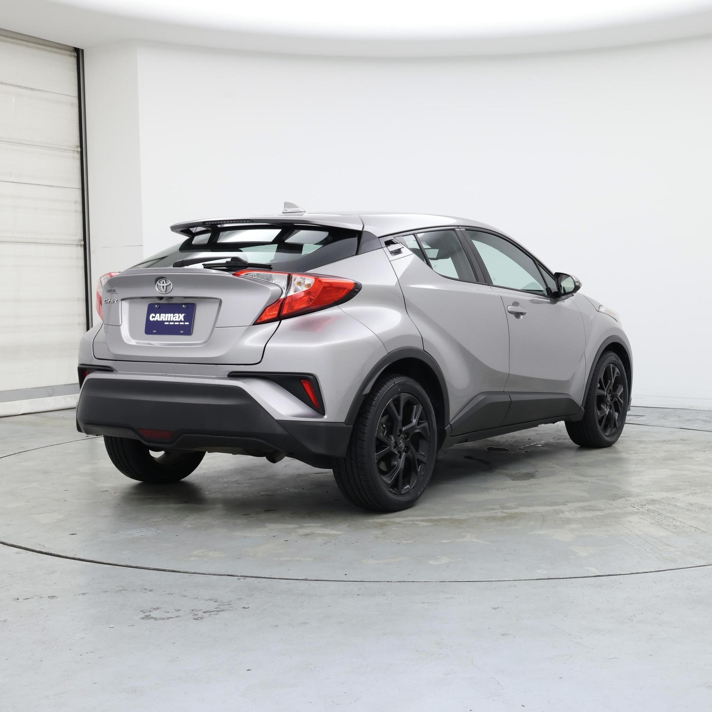 Thumbnail: 2018 Toyota C-HR - 8