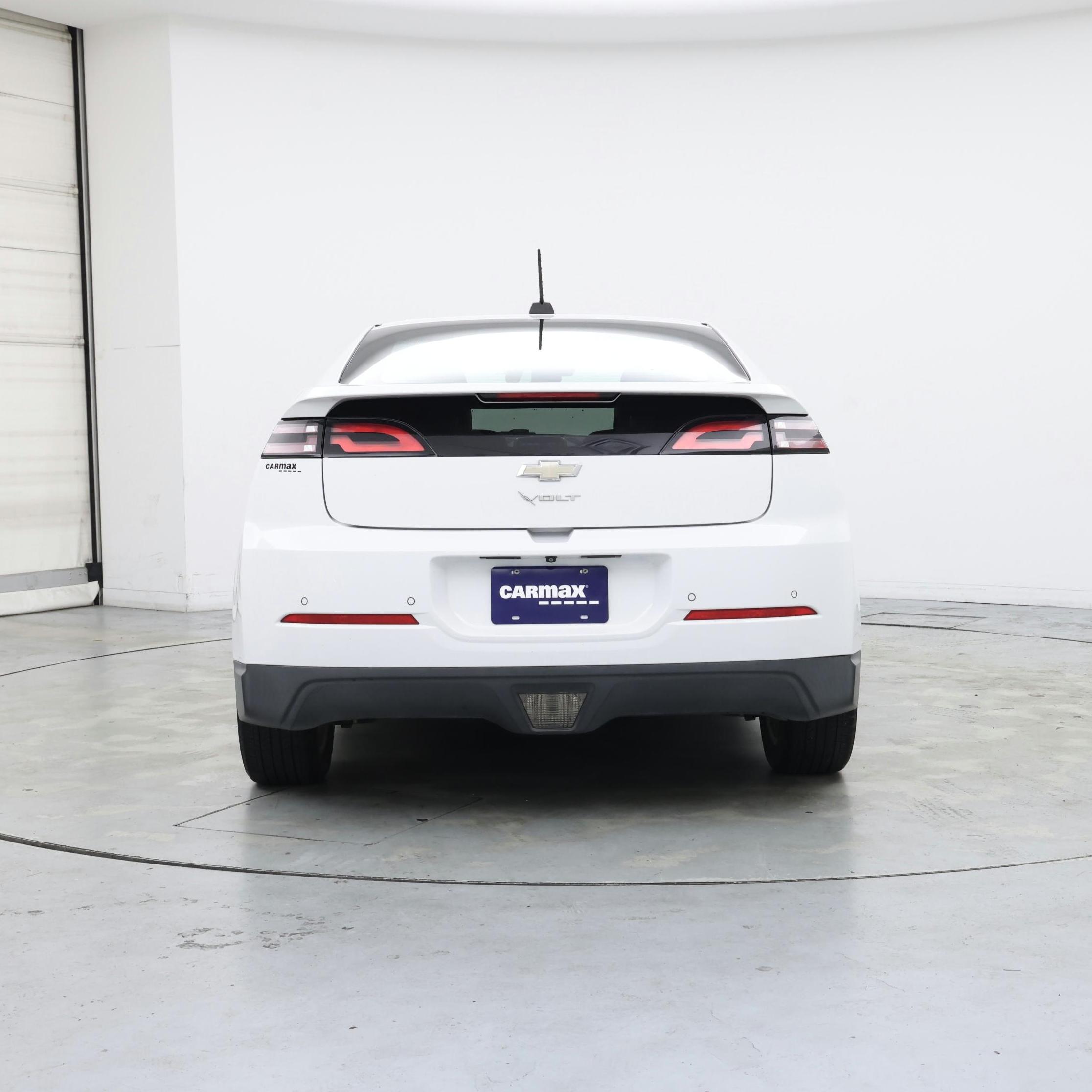 Thumbnail: 2015 Chevrolet Volt - 6