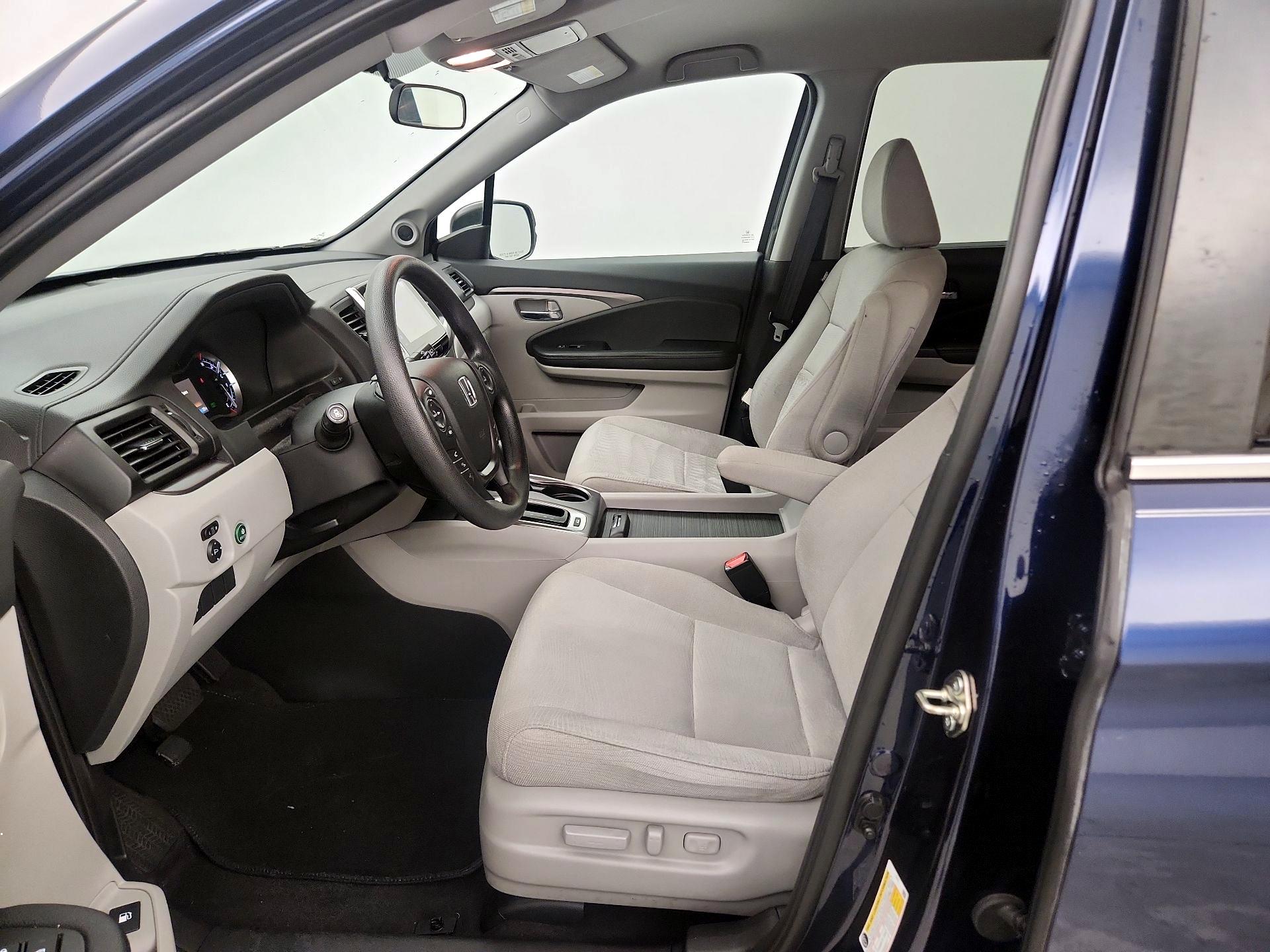 Thumbnail: 2018 Honda Pilot - 11