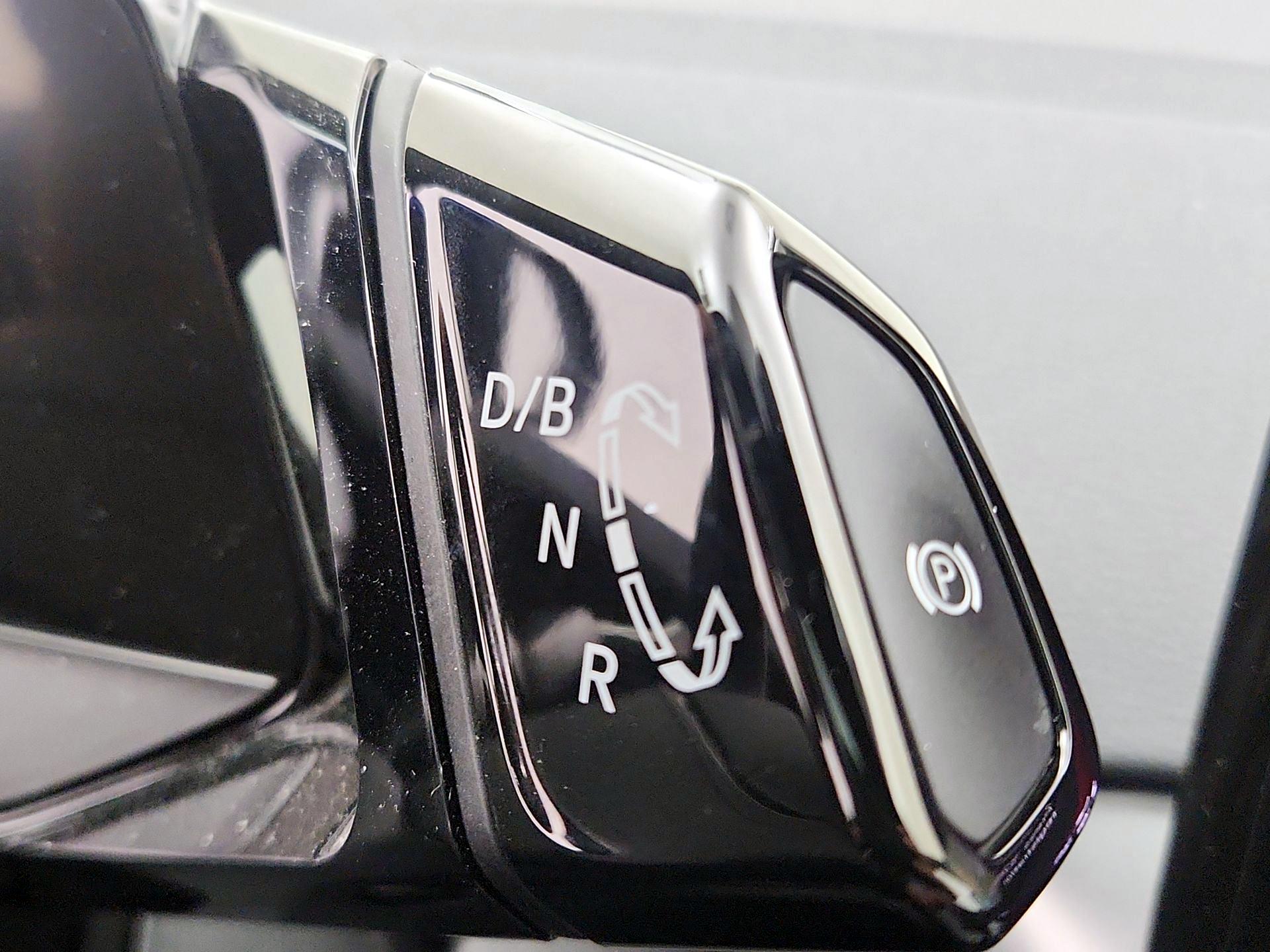 Thumbnail: 2021 Volkswagen ID.4 - 17