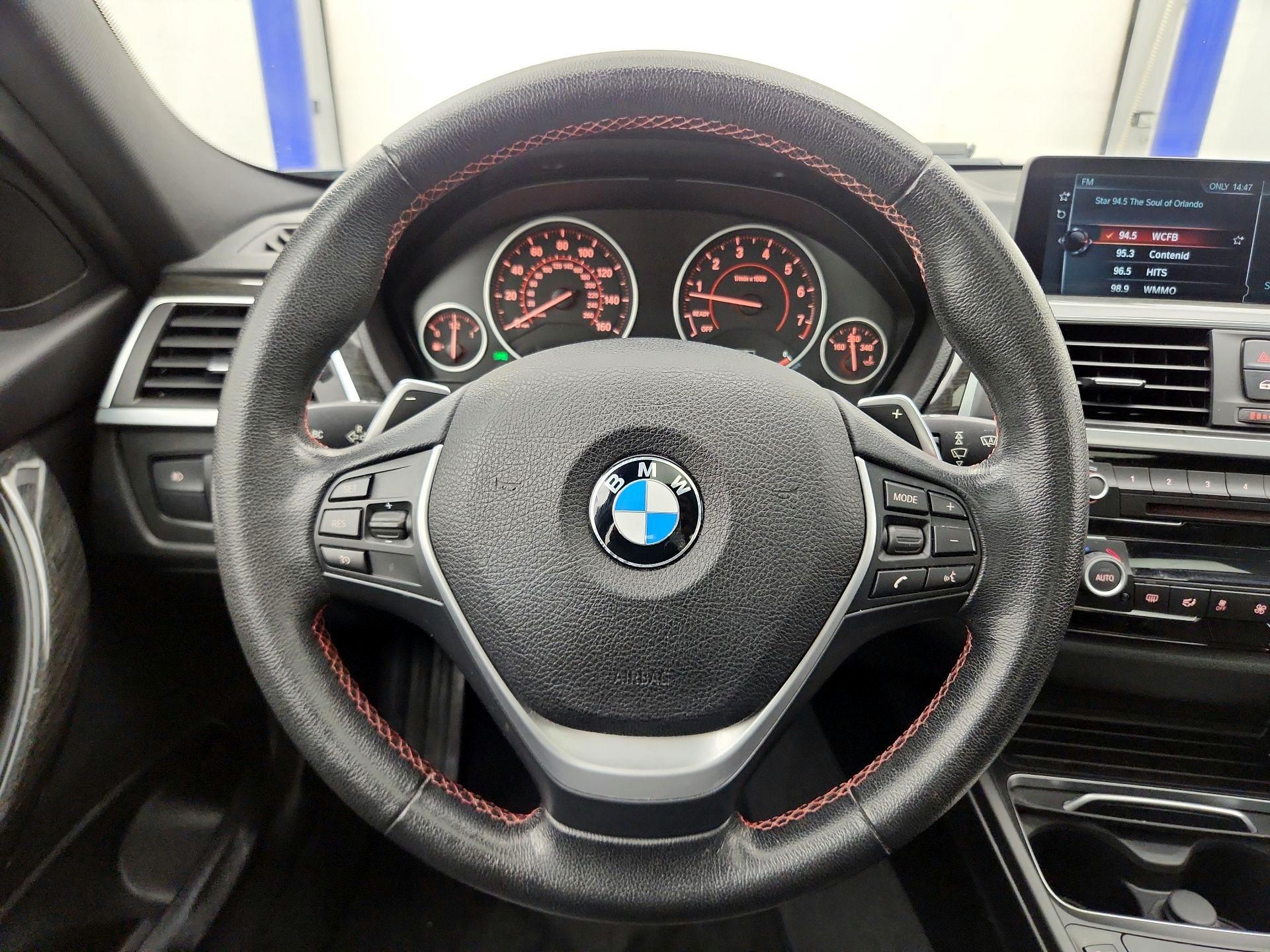 Thumbnail: 2017 BMW 3 Series - 10