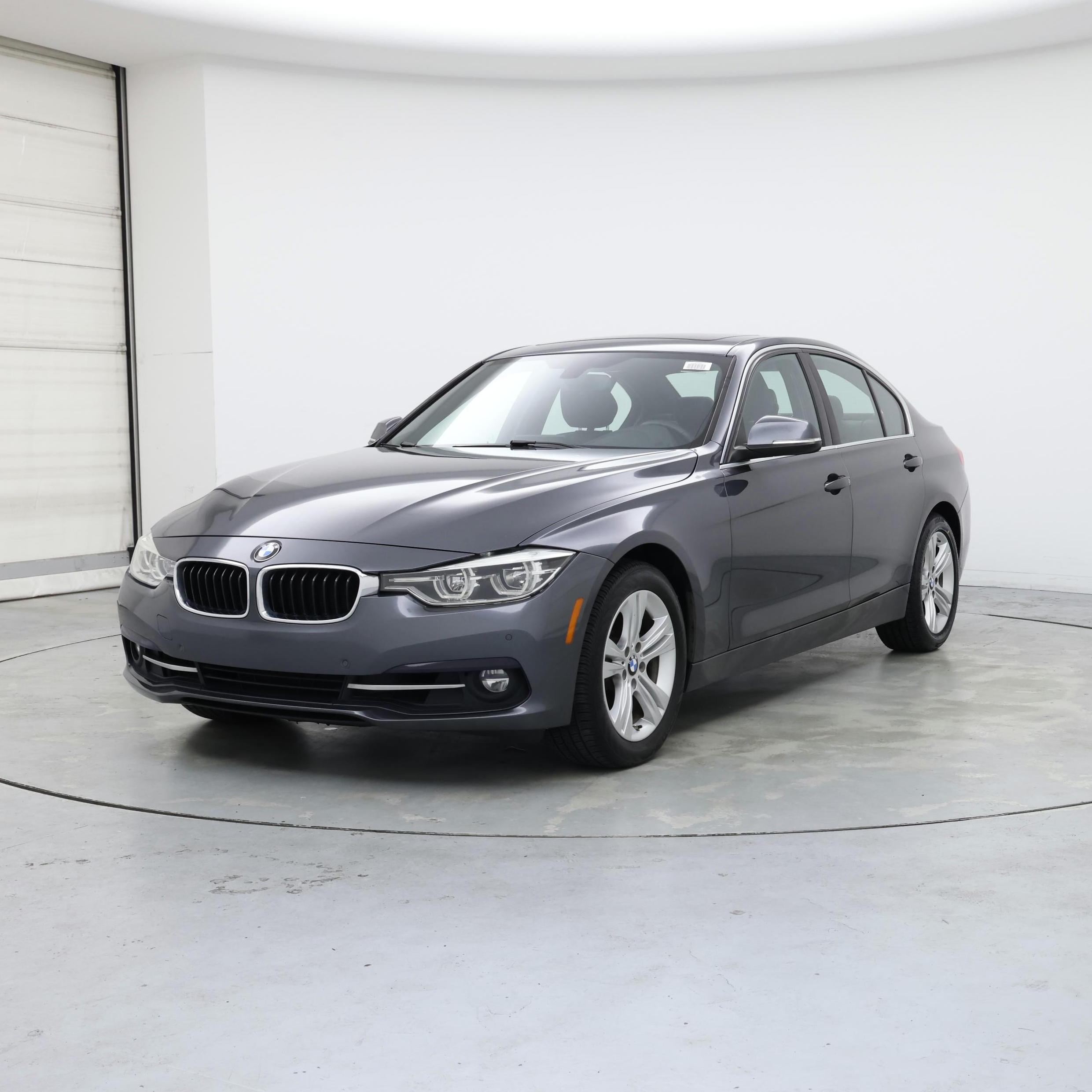 Thumbnail: 2017 BMW 3 Series - 4