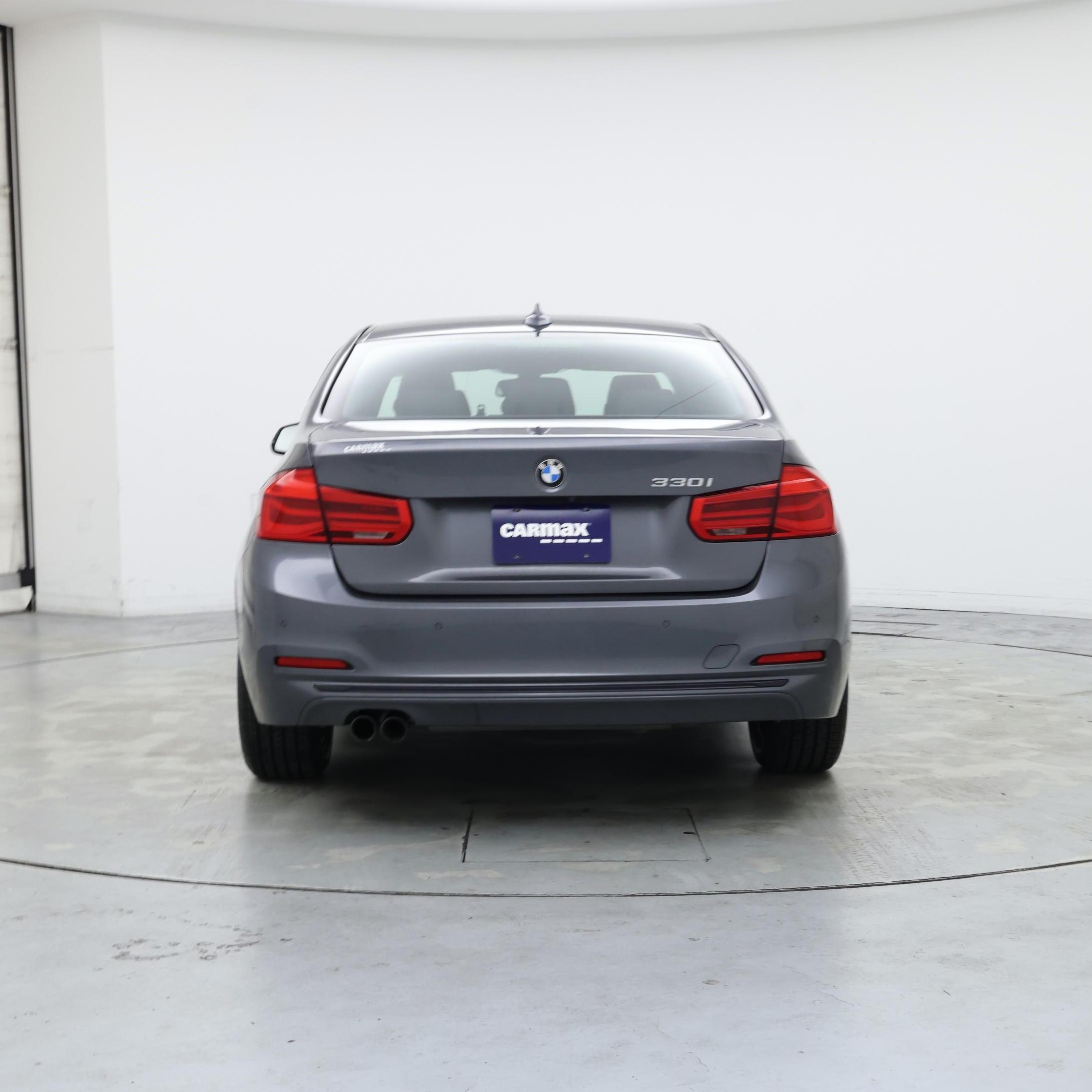 Thumbnail: 2017 BMW 3 Series - 6