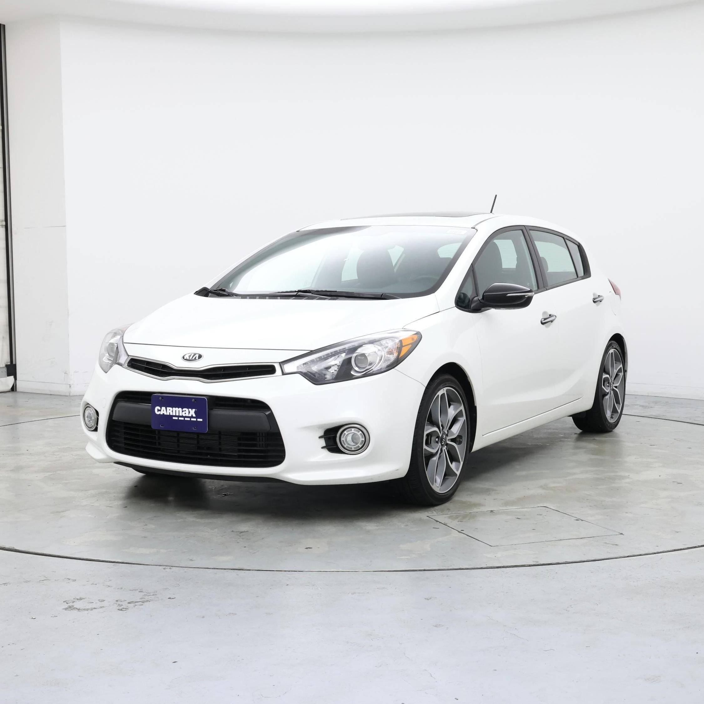 Thumbnail: 2016 Kia Forte - 4