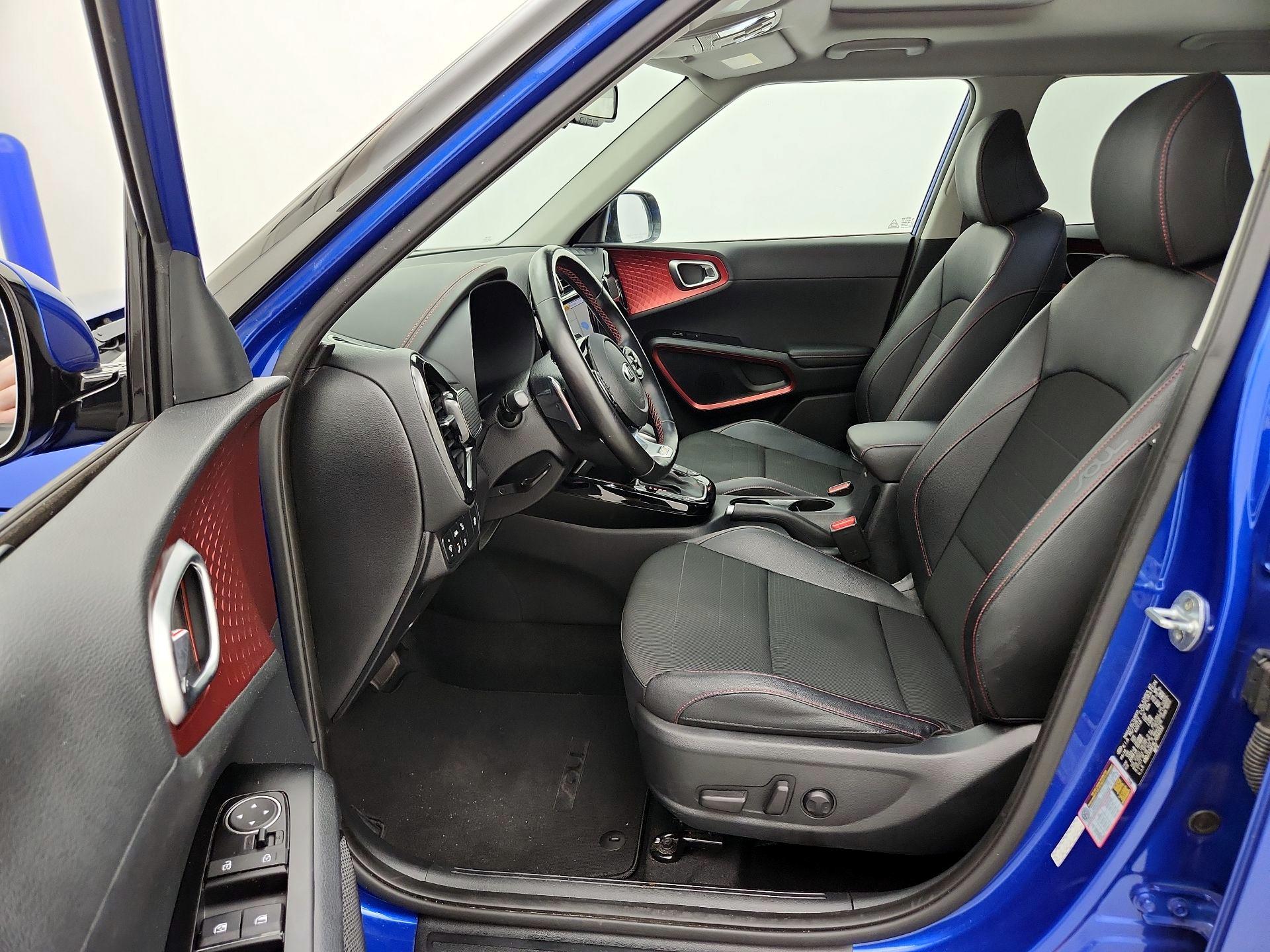 Thumbnail: 2020 Kia Soul - 11