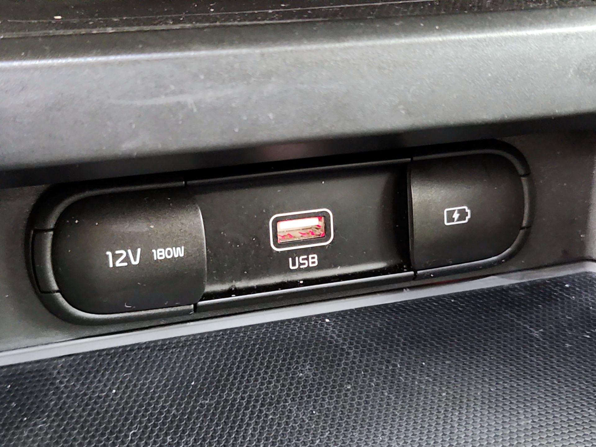 Thumbnail: 2020 Kia Soul - 19