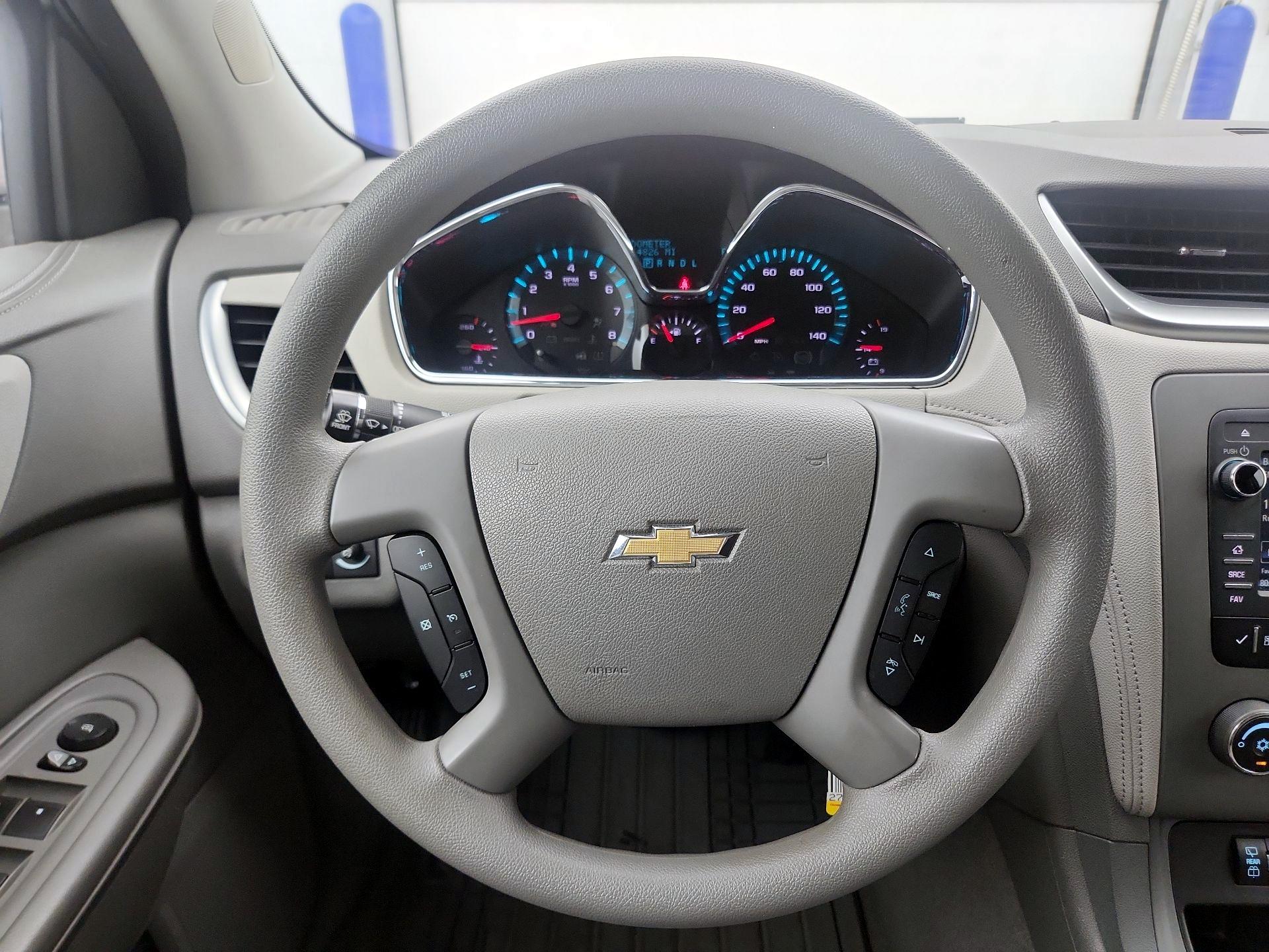 Thumbnail: 2017 Chevrolet Traverse - 10