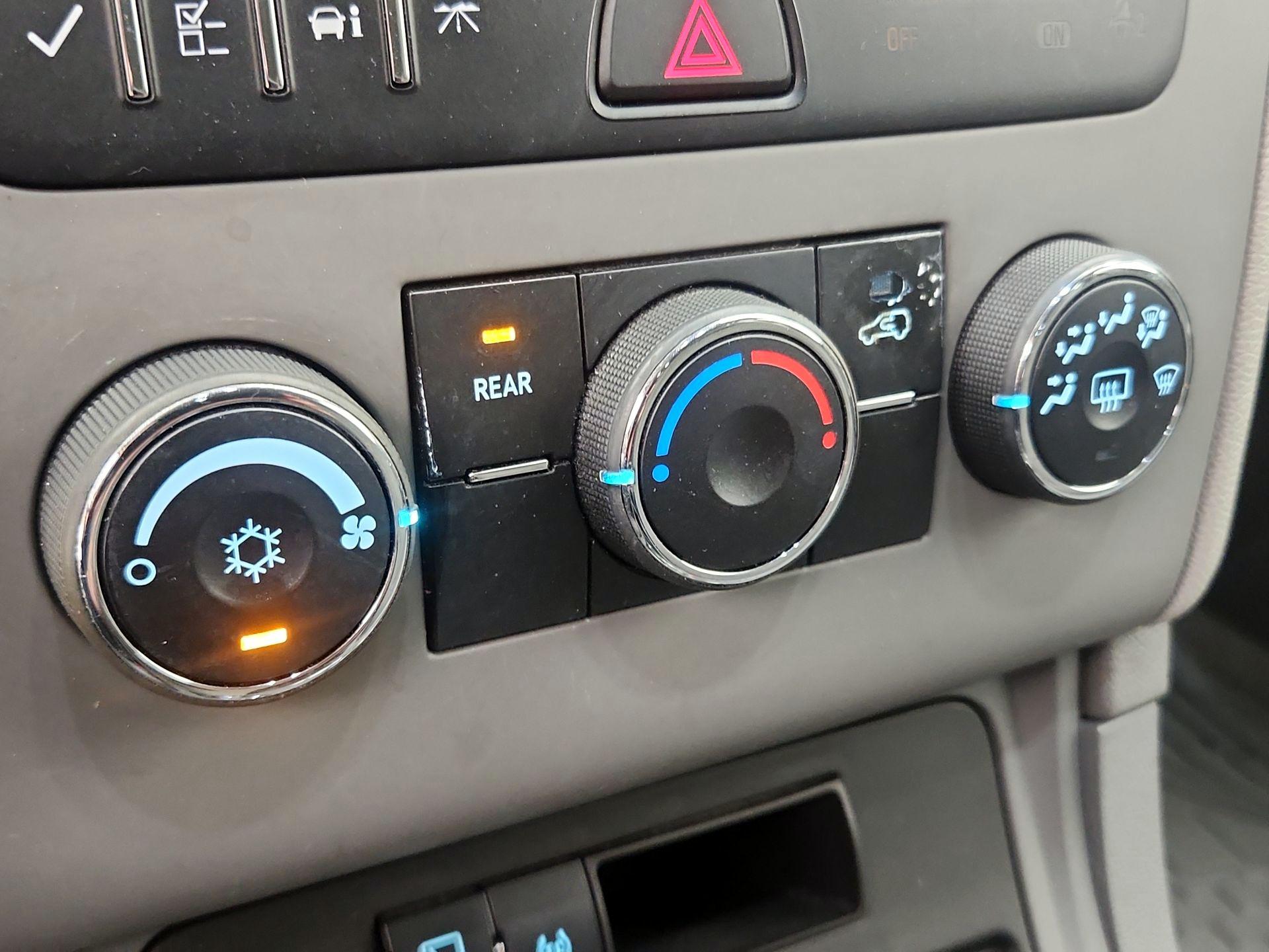 Thumbnail: 2017 Chevrolet Traverse - 16