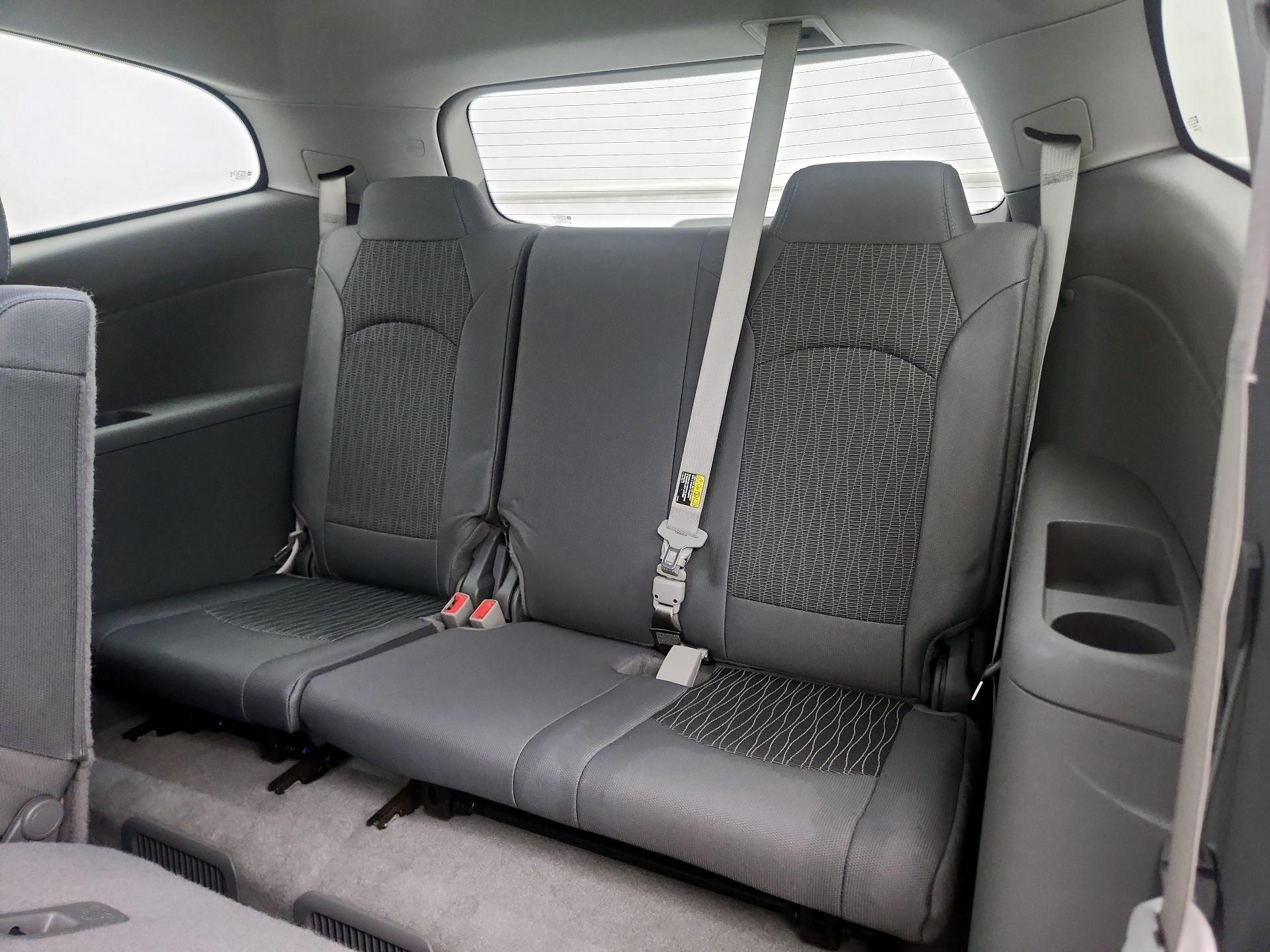 Thumbnail: 2017 Chevrolet Traverse - 20