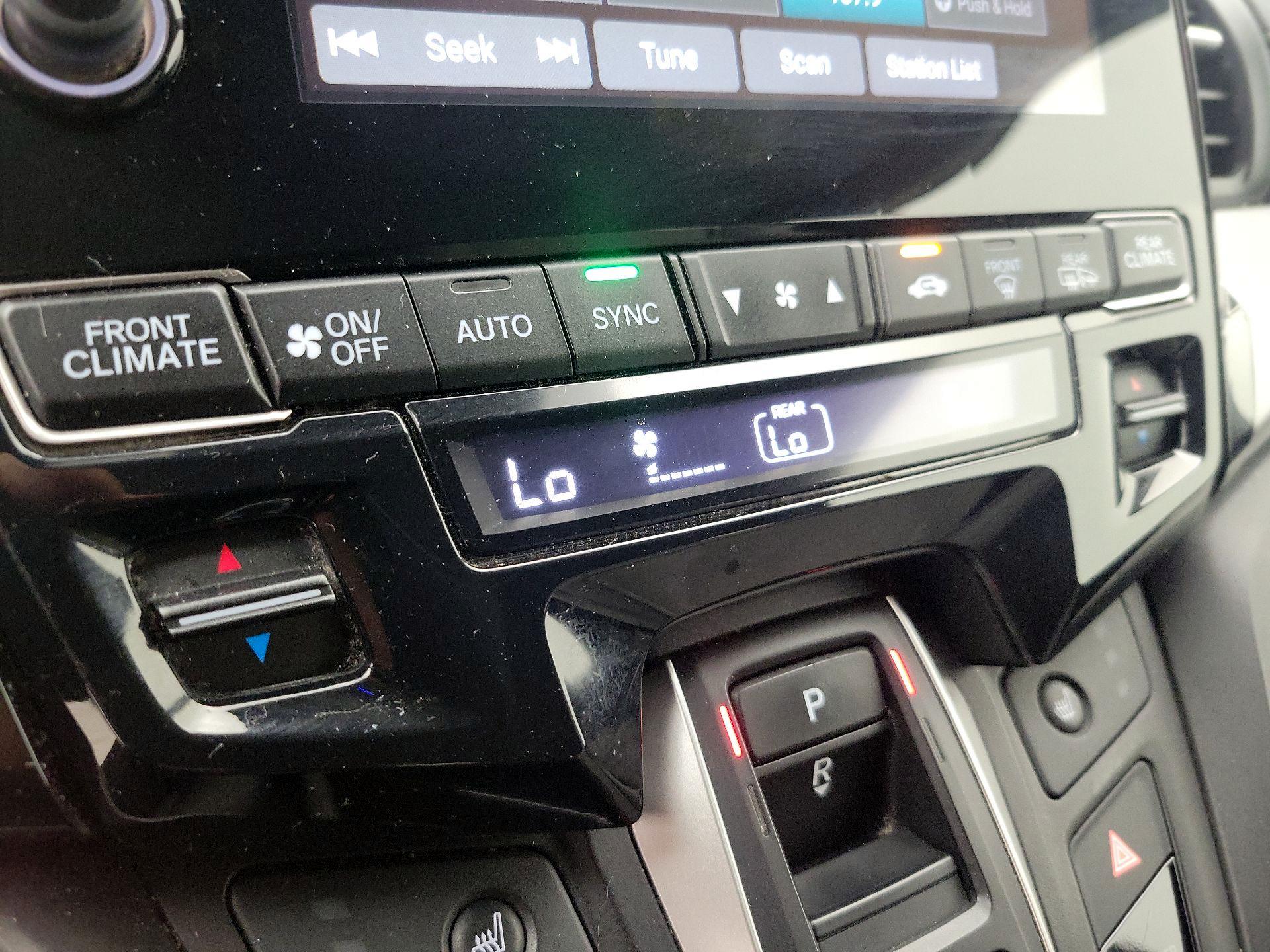 Thumbnail: 2020 Honda Odyssey - 17