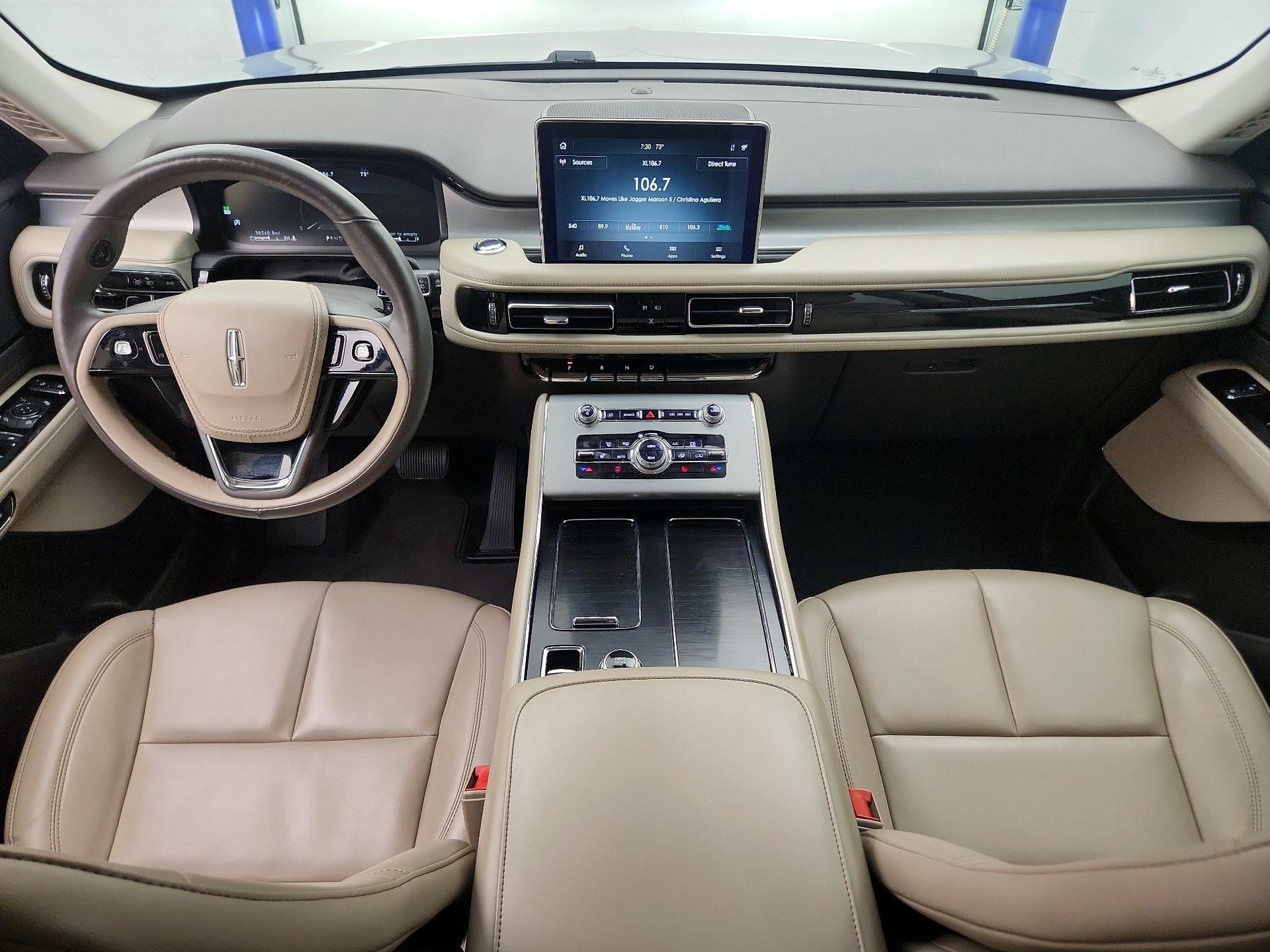 Thumbnail: 2020 Lincoln Aviator - 9