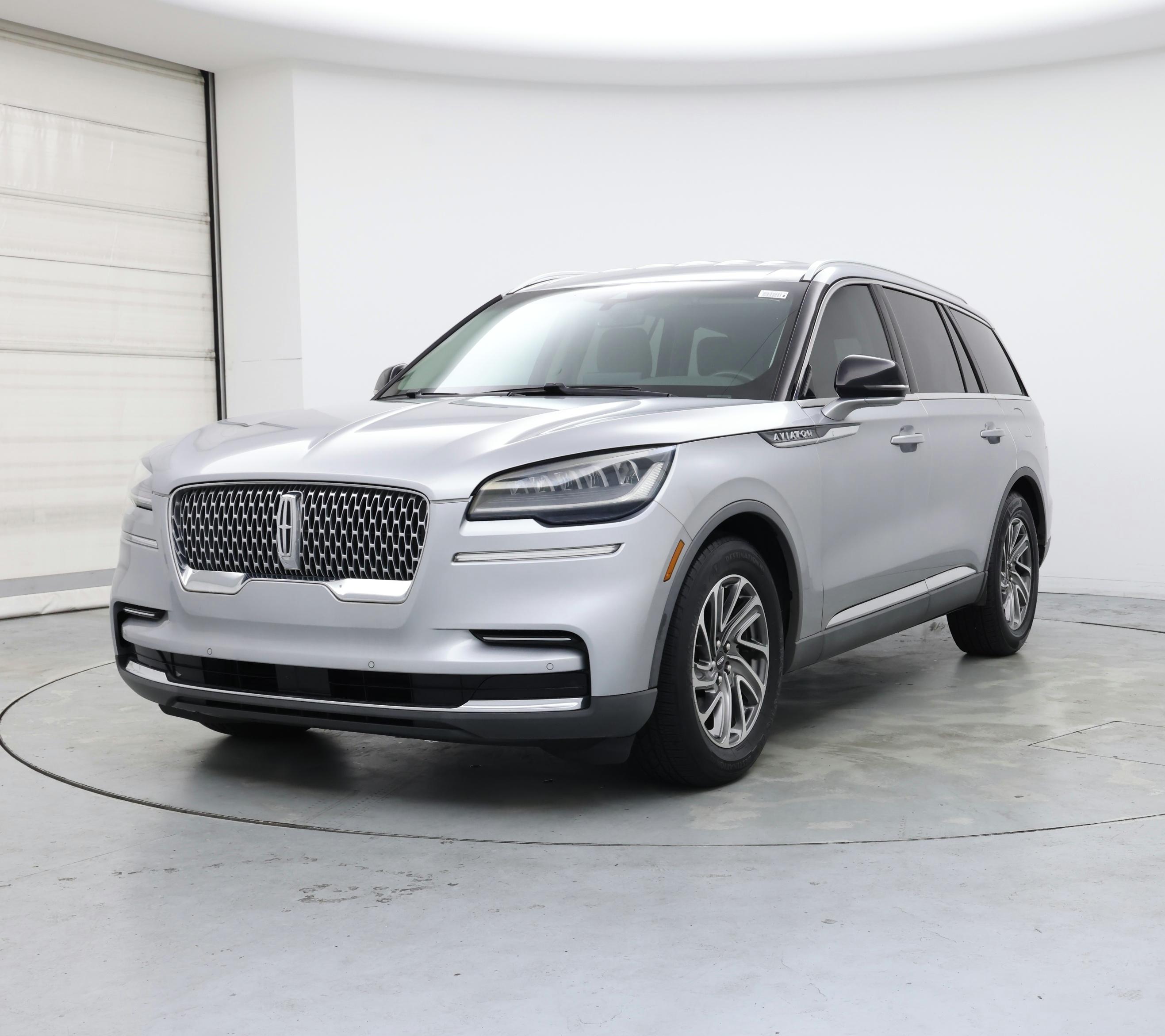 Thumbnail: 2020 Lincoln Aviator - 4