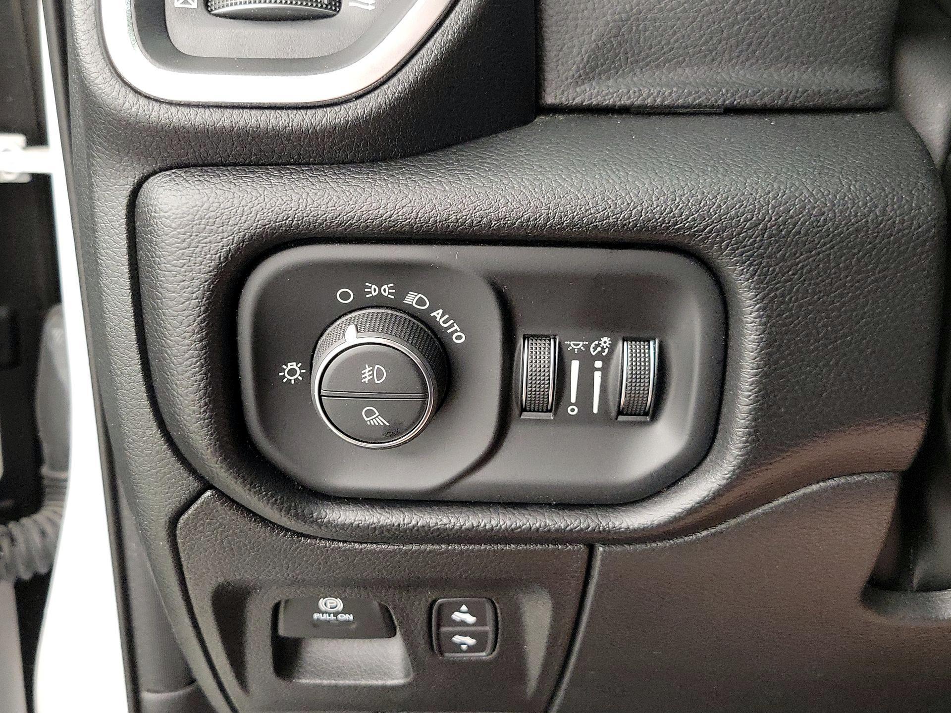 Thumbnail: 2022 RAM 1500 - 13