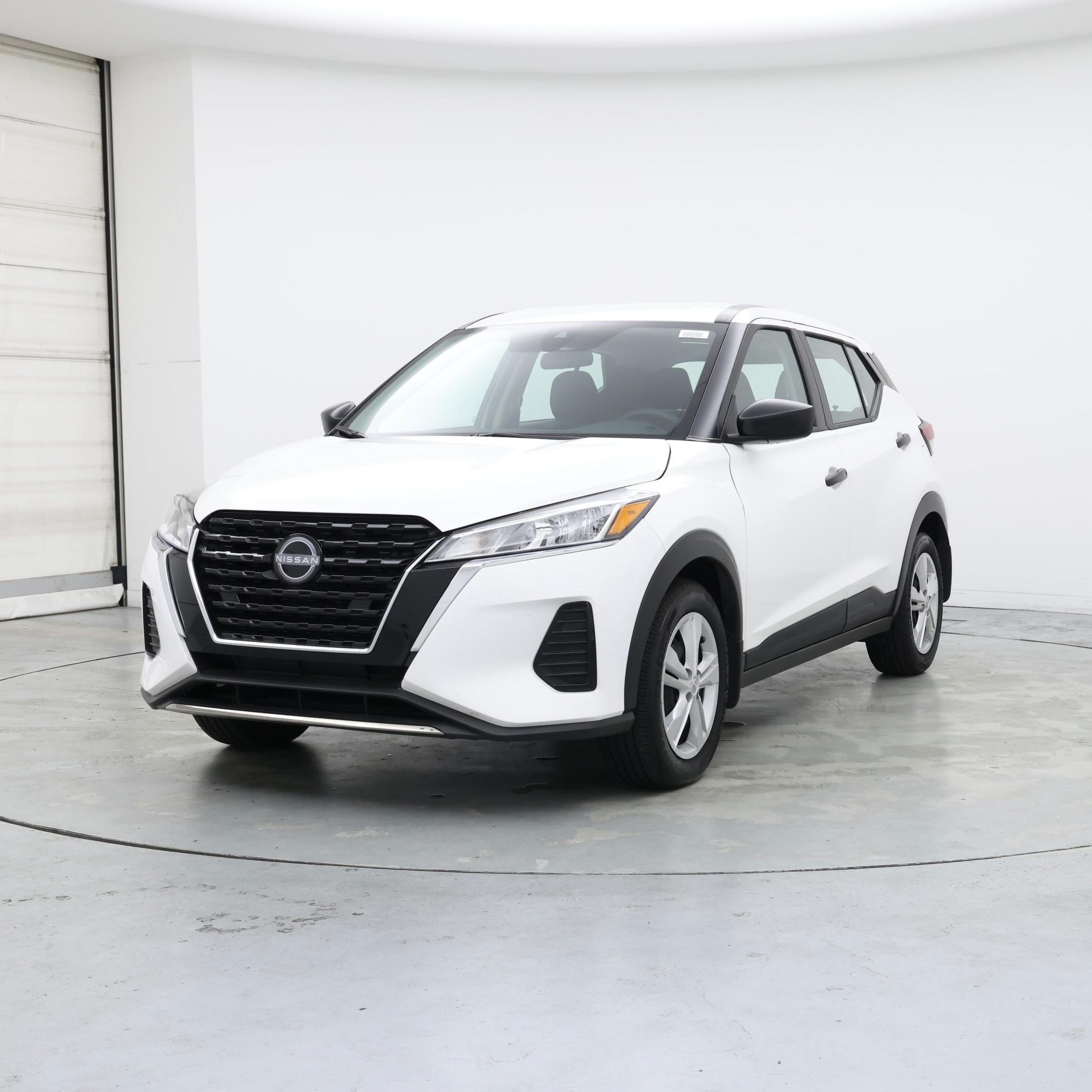 Thumbnail: 2024 Nissan Kicks - 4