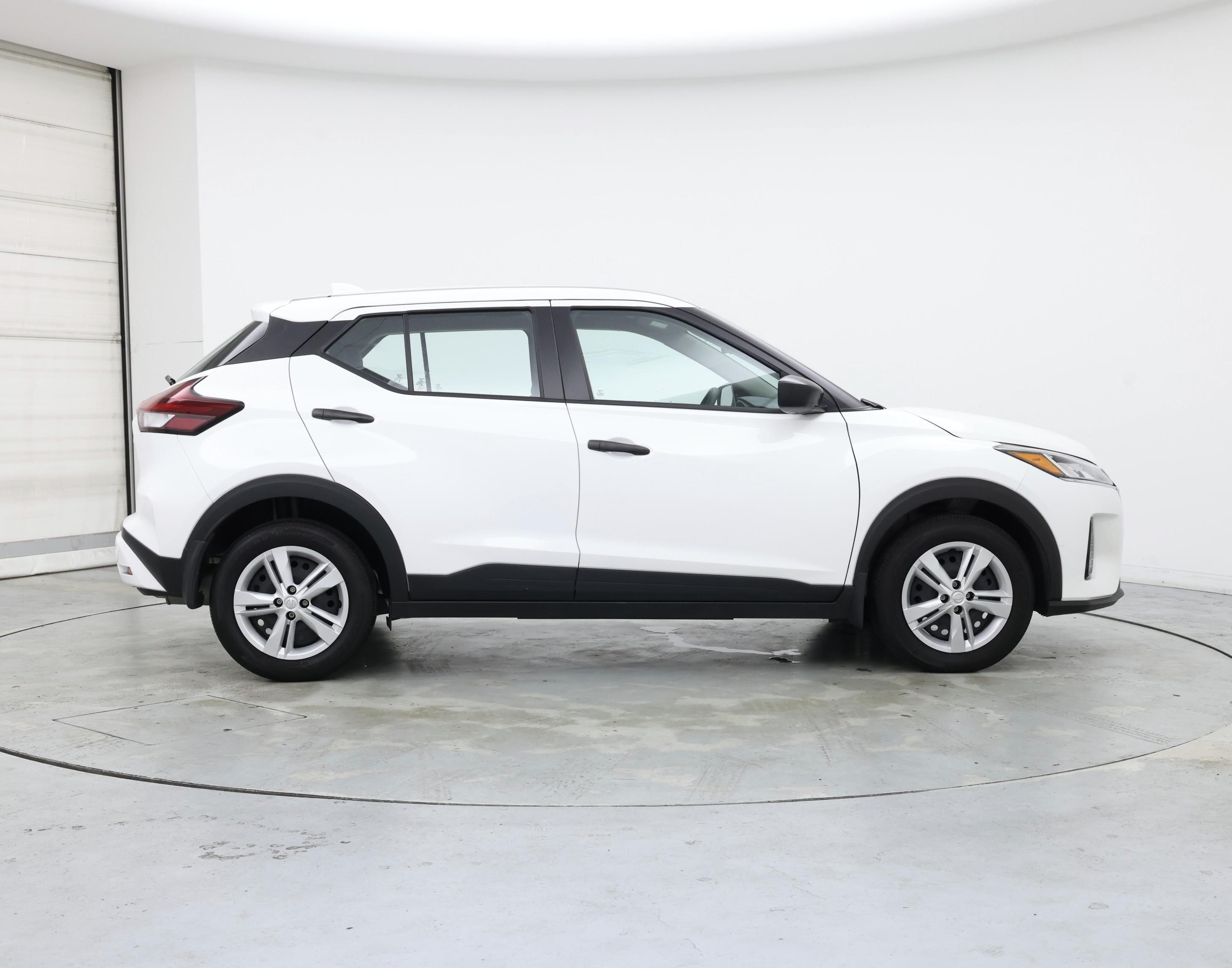 Thumbnail: 2024 Nissan Kicks - 7