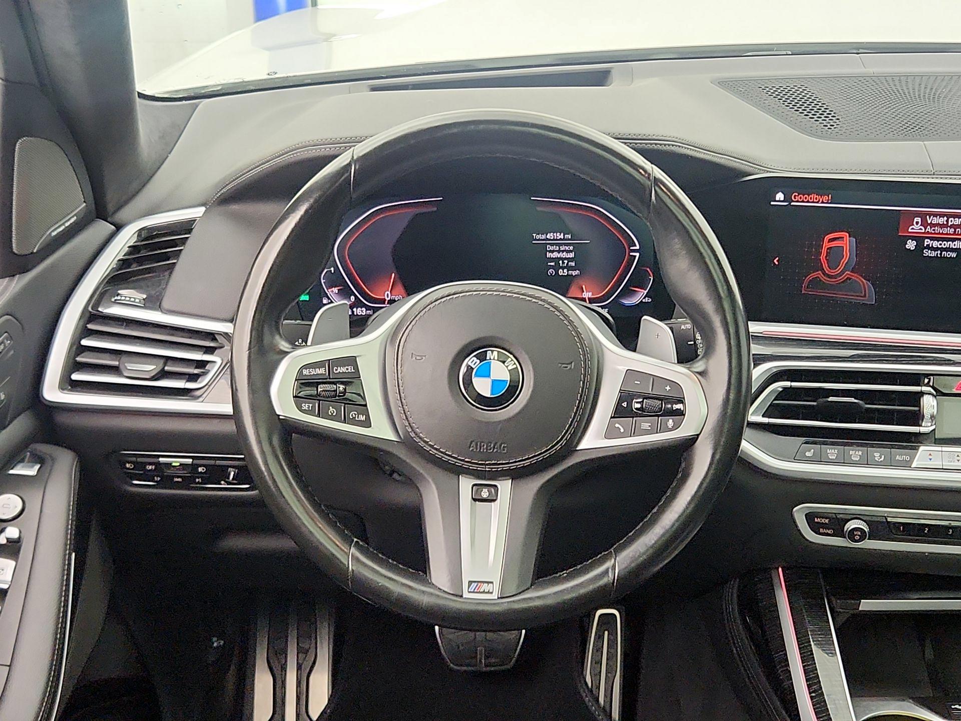 Thumbnail: 2021 BMW X7 - 10