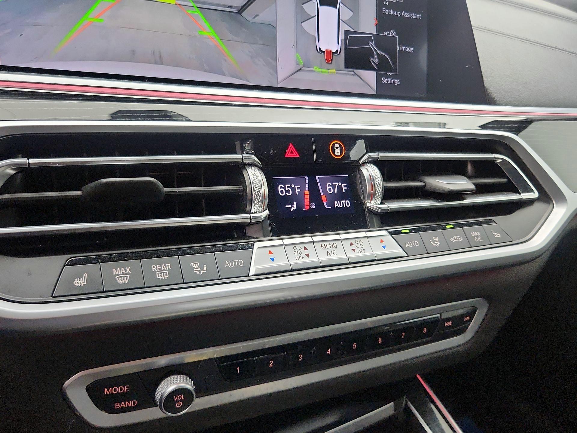 Thumbnail: 2021 BMW X7 - 17