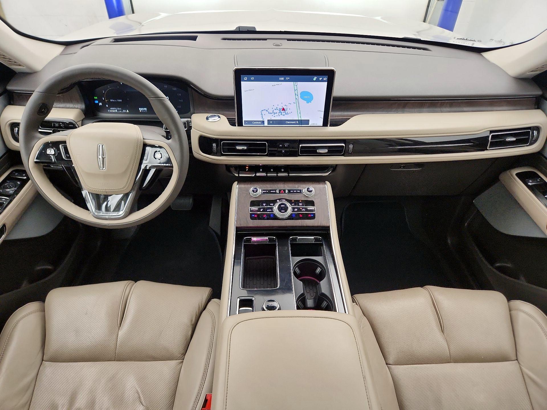 Thumbnail: 2023 Lincoln Aviator - 9