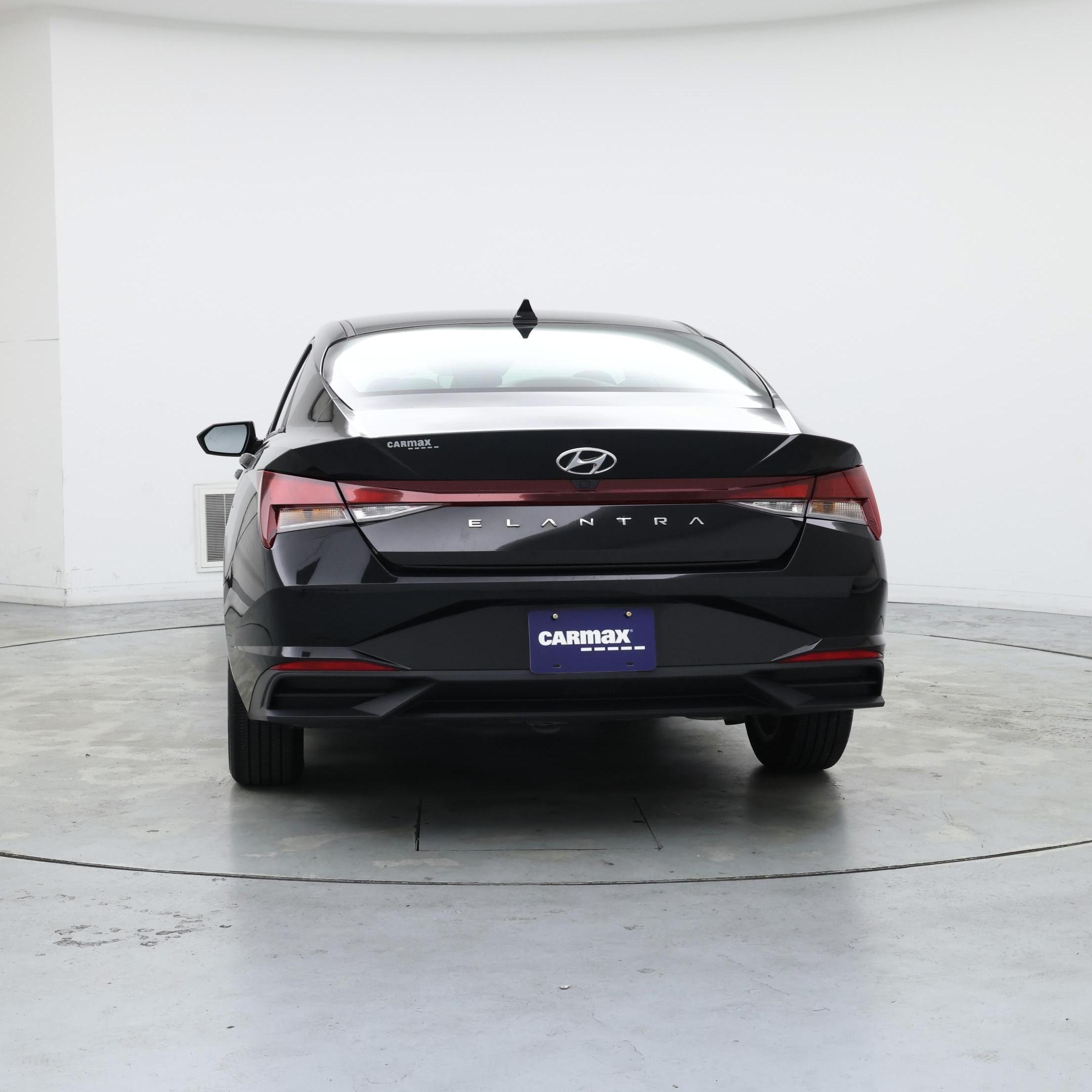 Thumbnail: 2023 Hyundai Elantra - 6