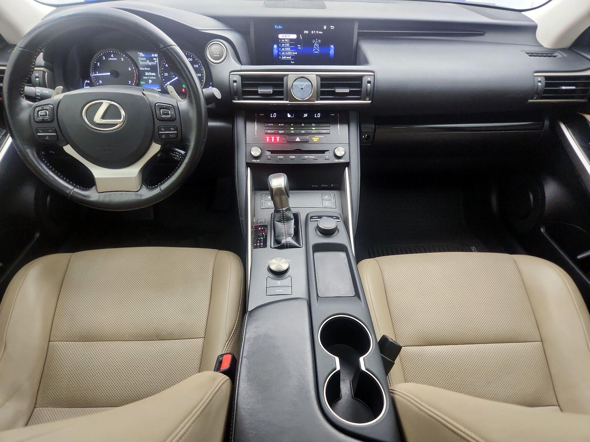 Thumbnail: 2017 Lexus IS - 9