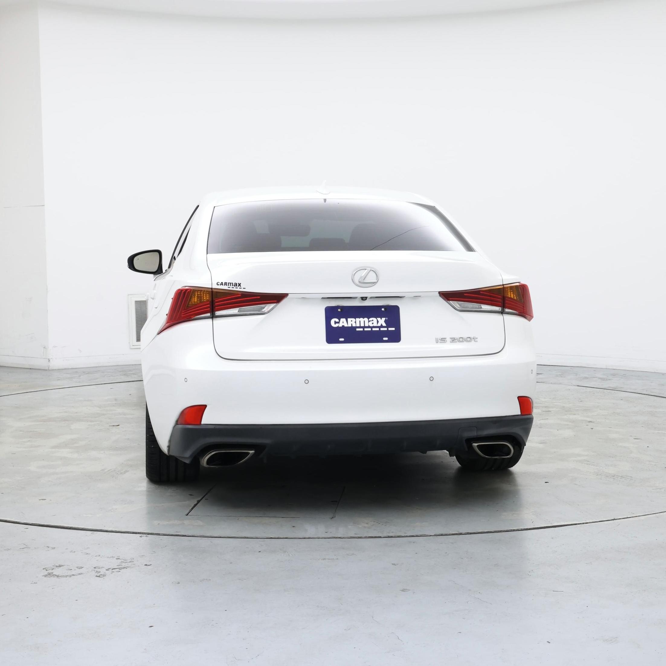 Thumbnail: 2017 Lexus IS - 6
