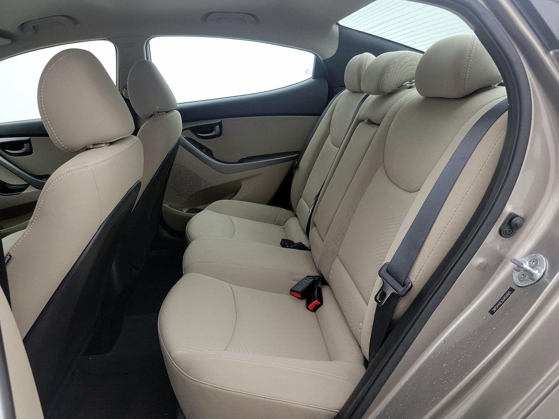Thumbnail: 2016 Hyundai Elantra - 19