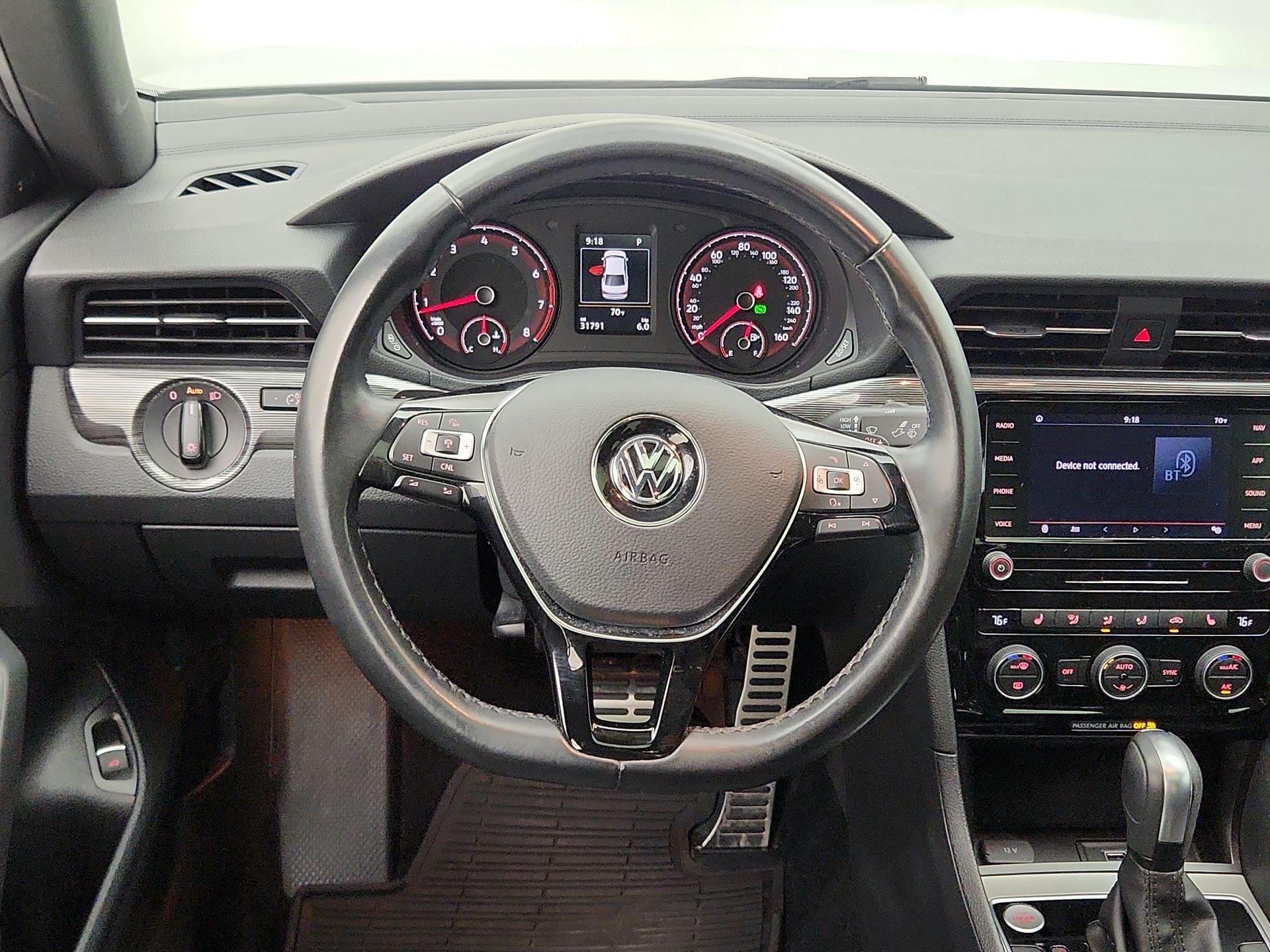 Thumbnail: 2022 Volkswagen Passat - 10