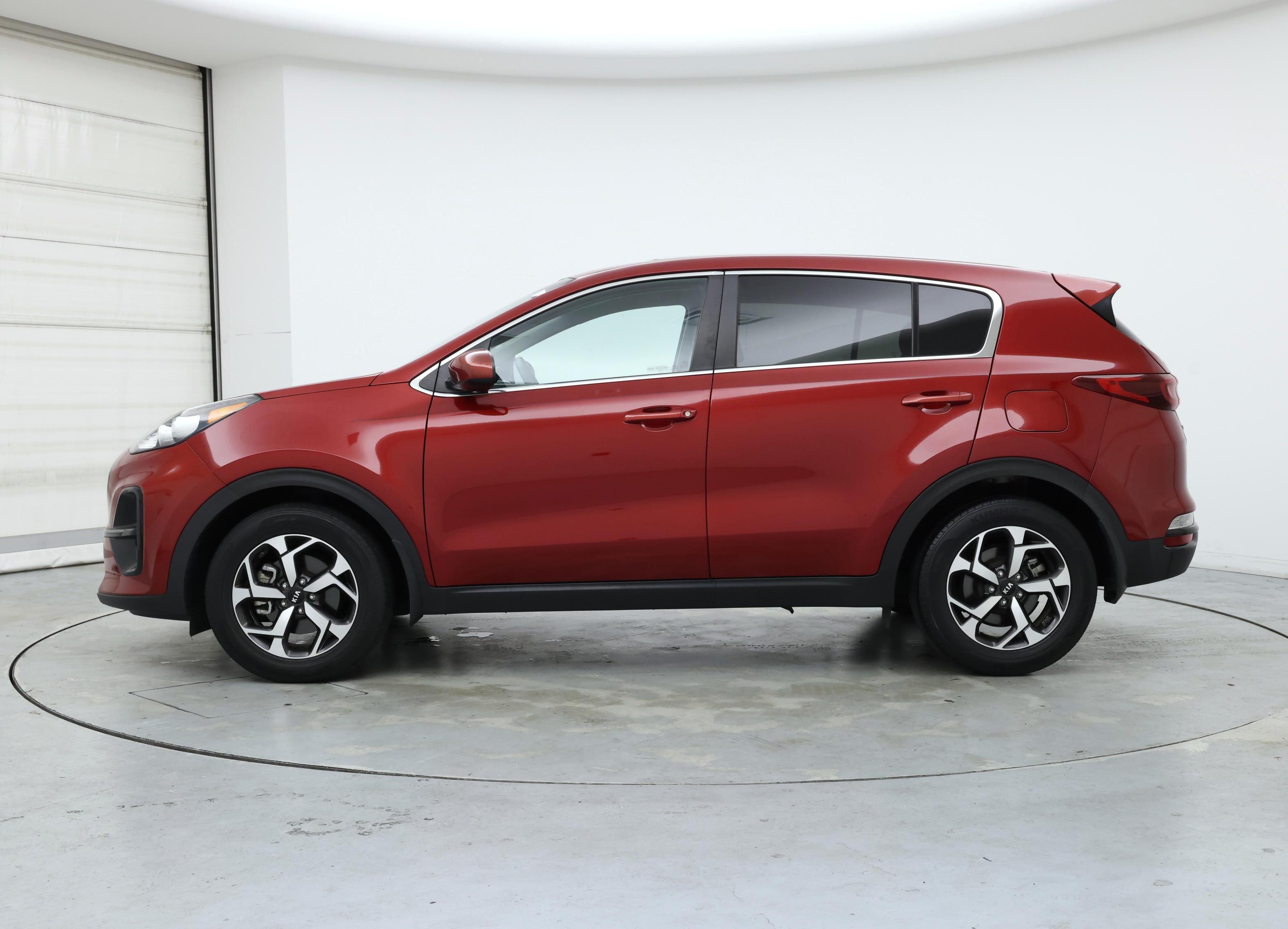 Thumbnail: 2020 Kia Sportage - 3