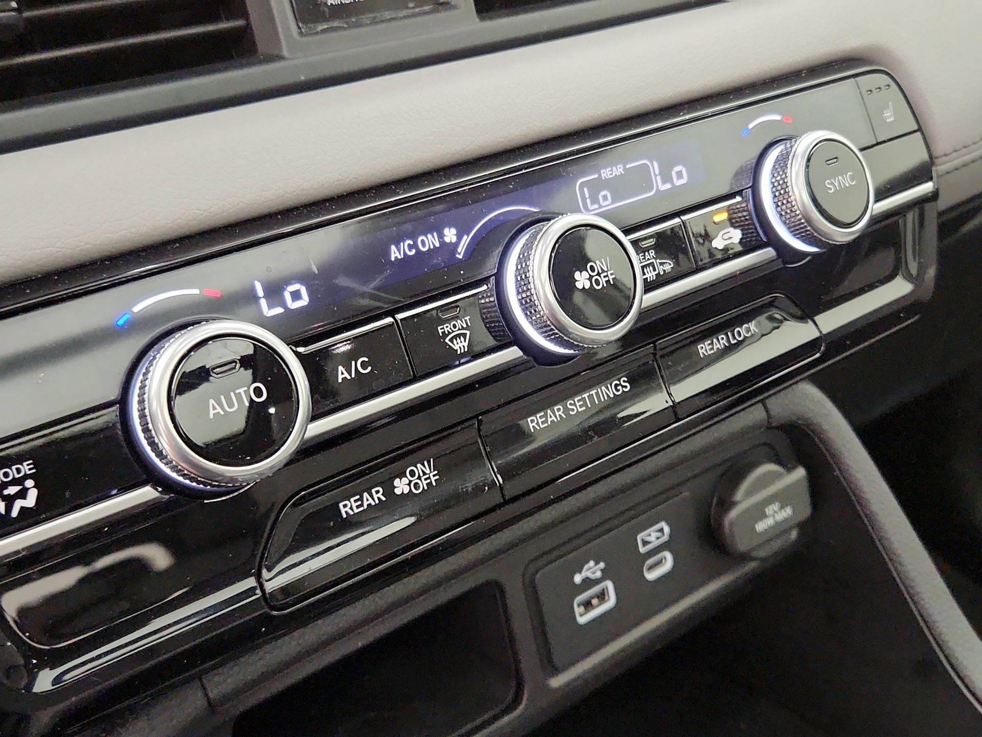 Thumbnail: 2024 Honda Pilot - 16