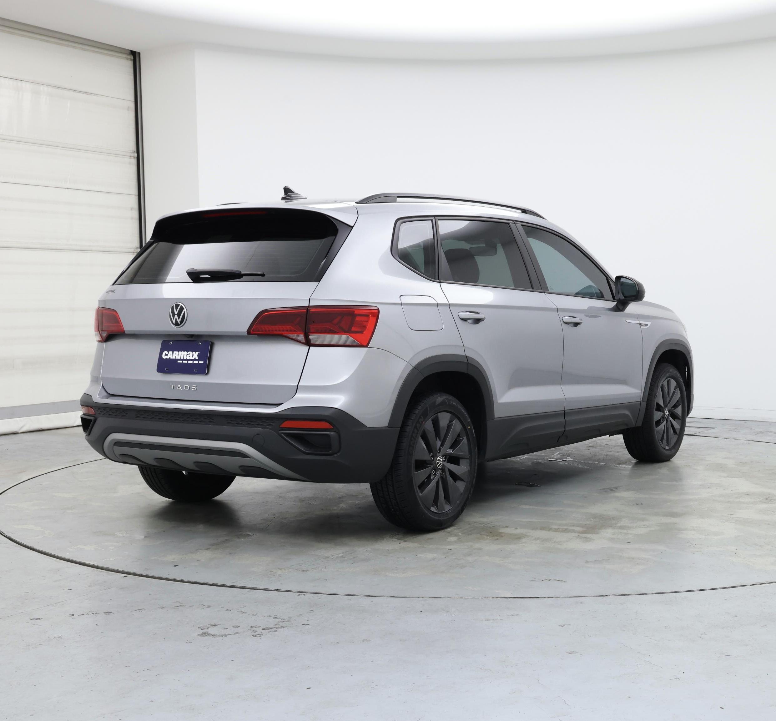 Thumbnail: 2023 Volkswagen Taos - 8