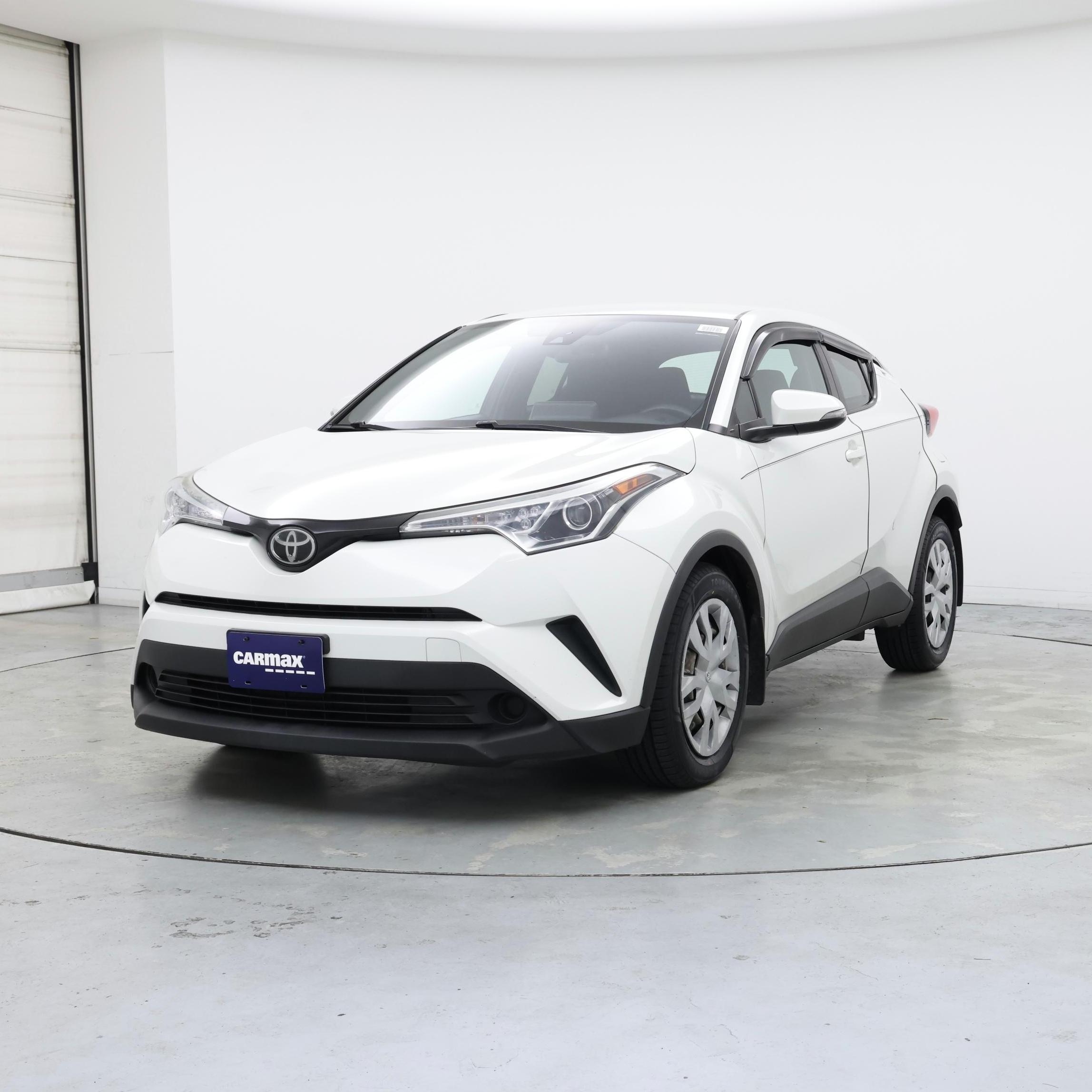 Thumbnail: 2019 Toyota C-HR - 4