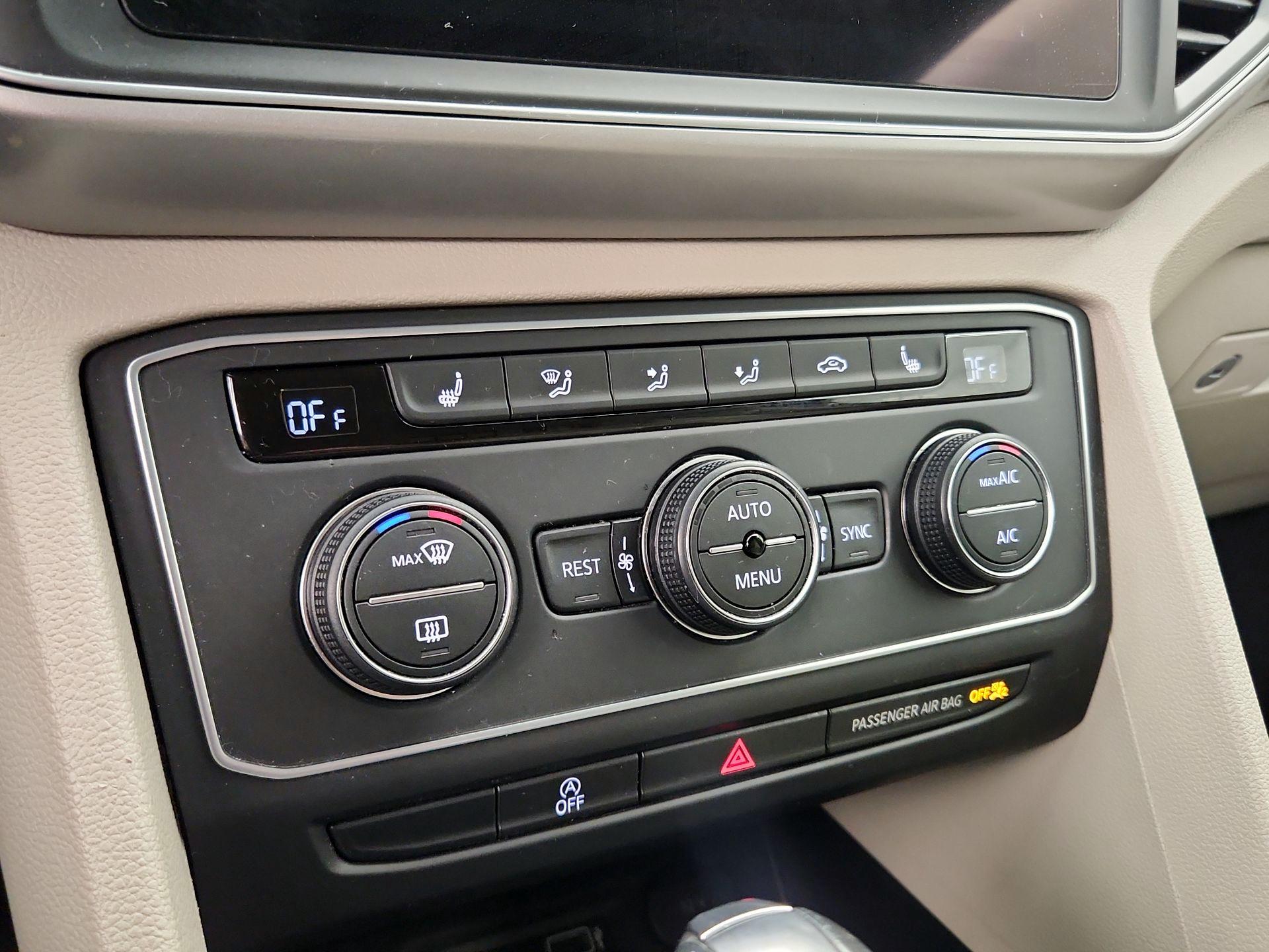 Thumbnail: 2019 Volkswagen Atlas - 16