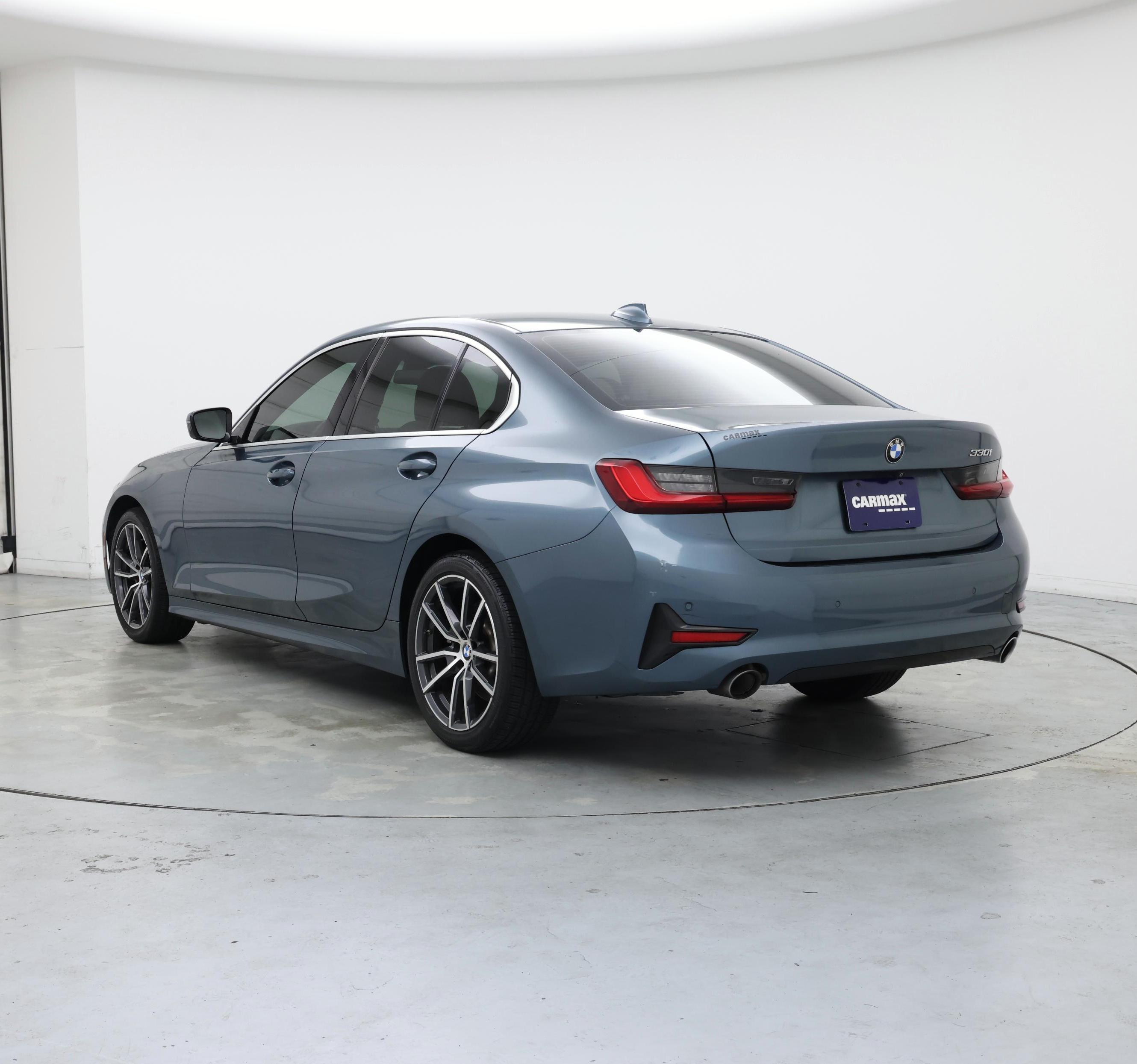 Thumbnail: 2021 BMW 3 Series - 2