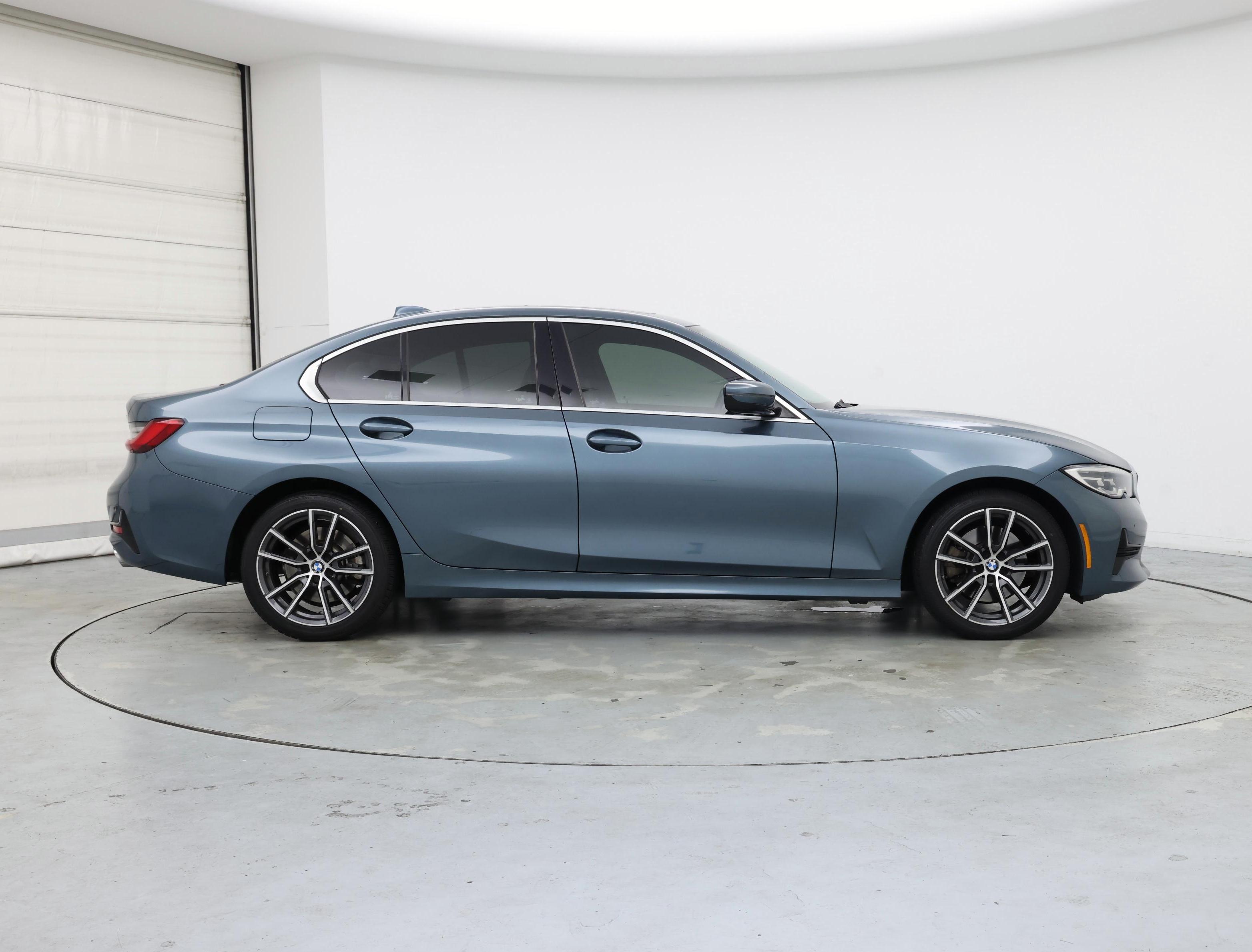 Thumbnail: 2021 BMW 3 Series - 7
