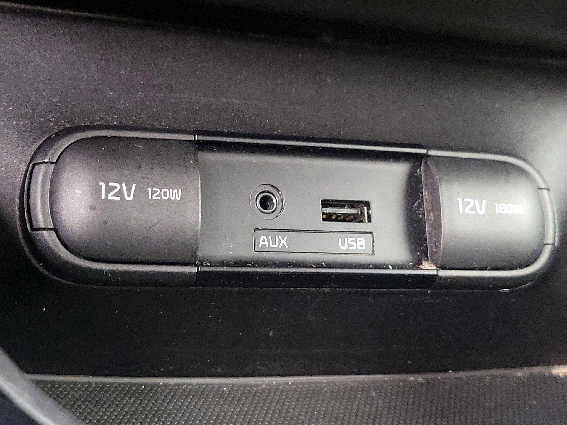 Thumbnail: 2014 Kia Soul - 19