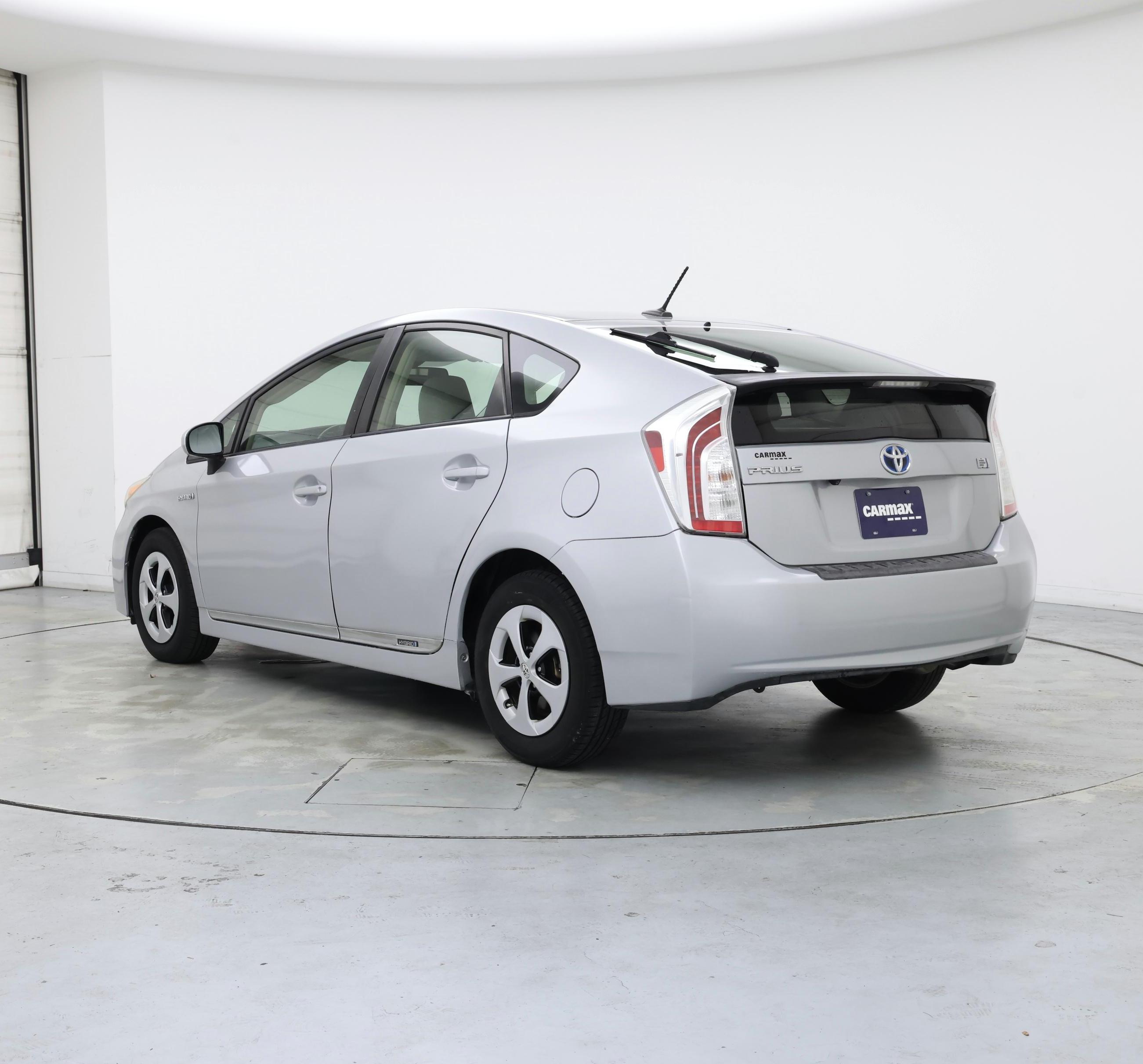 Thumbnail: 2015 Toyota Prius - 2