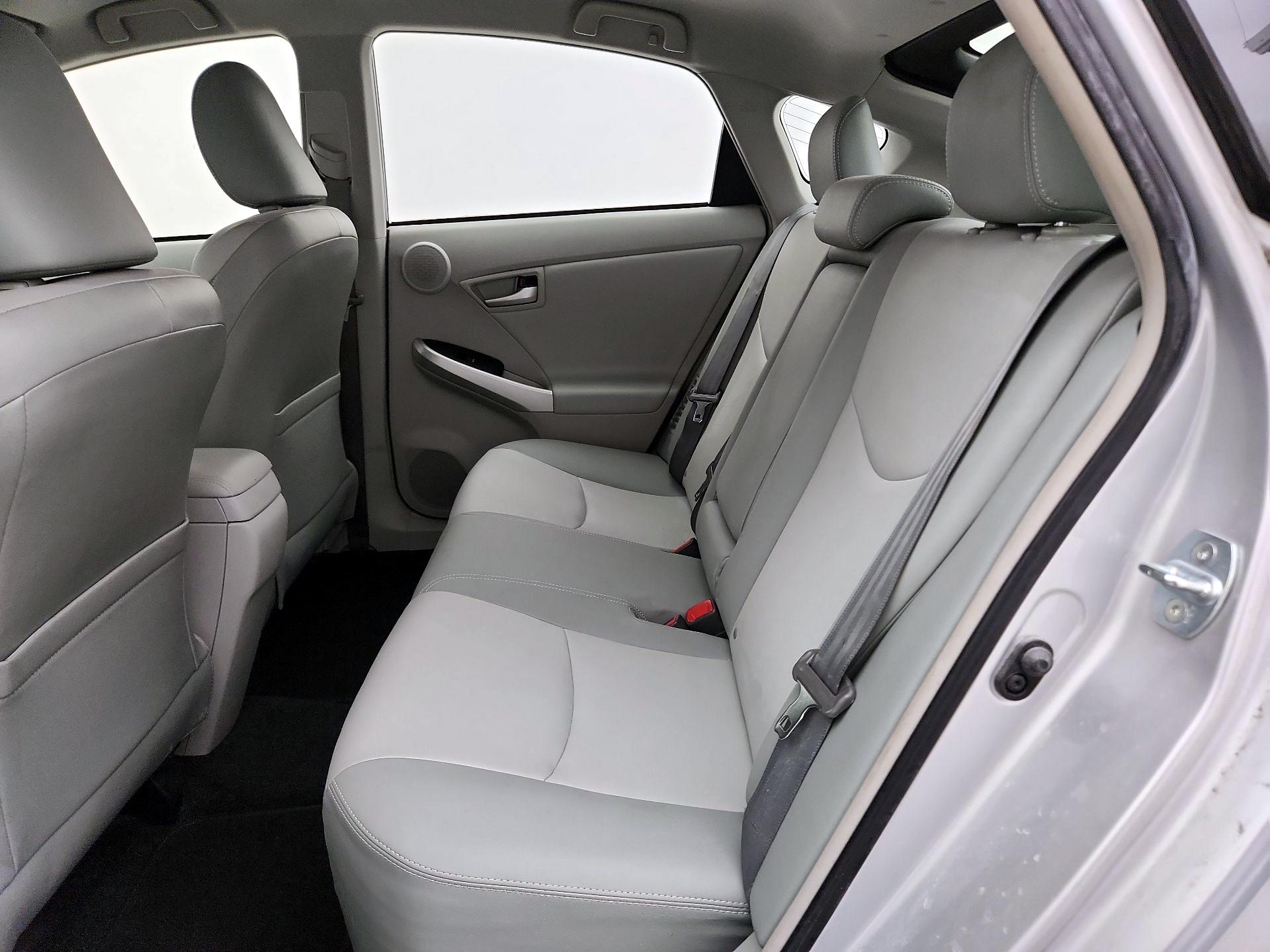 Thumbnail: 2015 Toyota Prius - 19