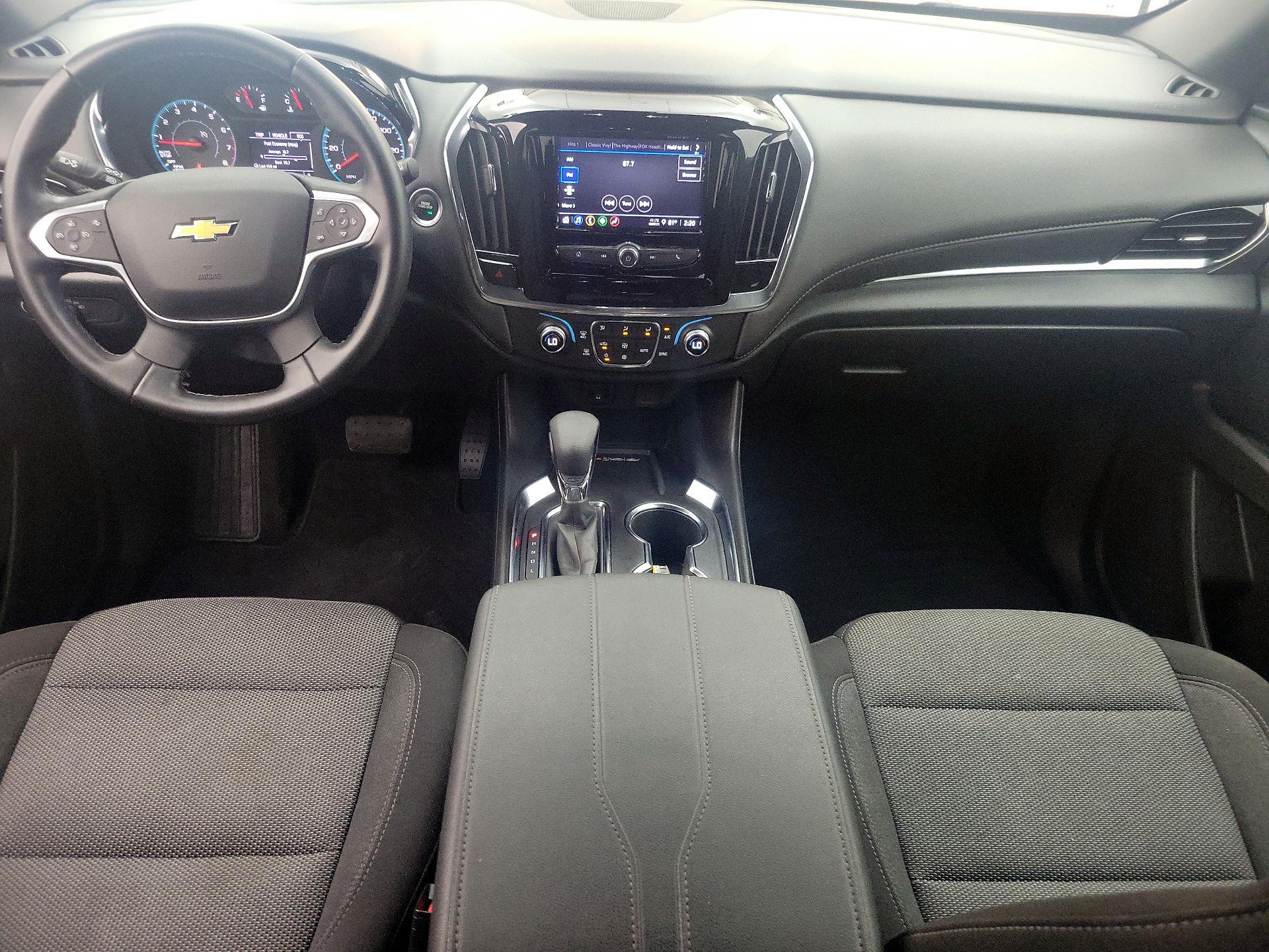 Thumbnail: 2023 Chevrolet Traverse - 9