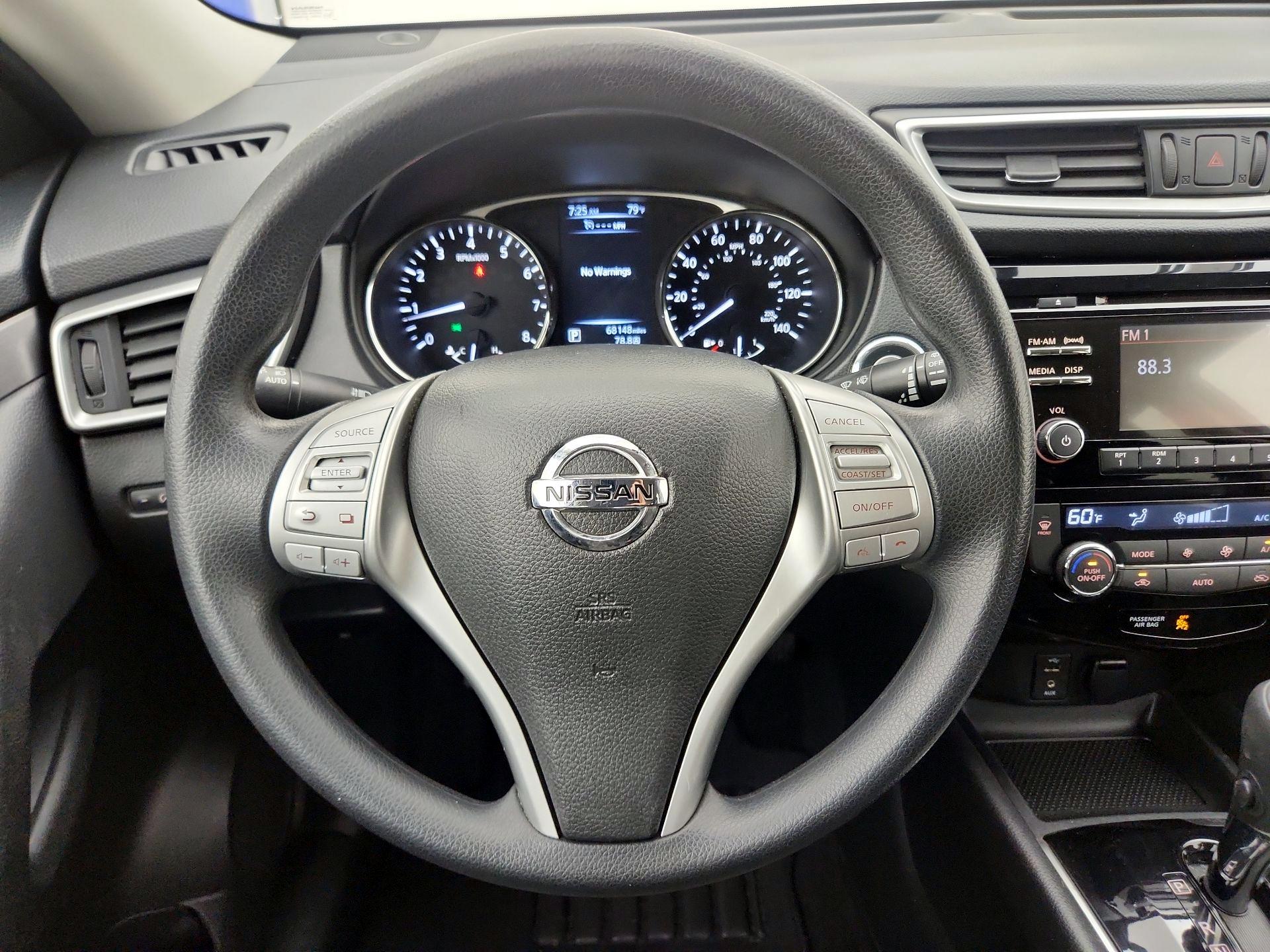Thumbnail: 2016 Nissan Rogue - 10