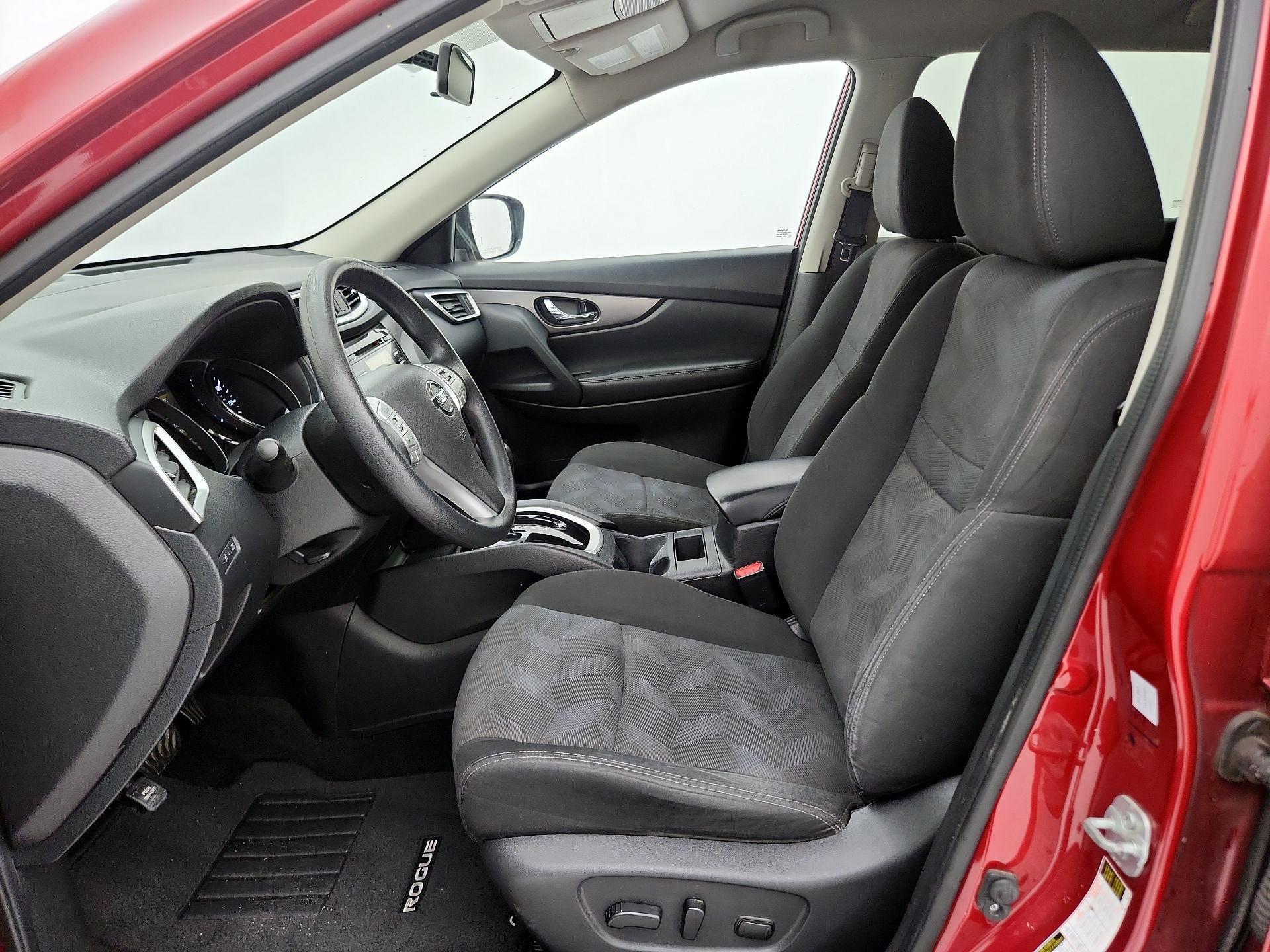 Thumbnail: 2016 Nissan Rogue - 11