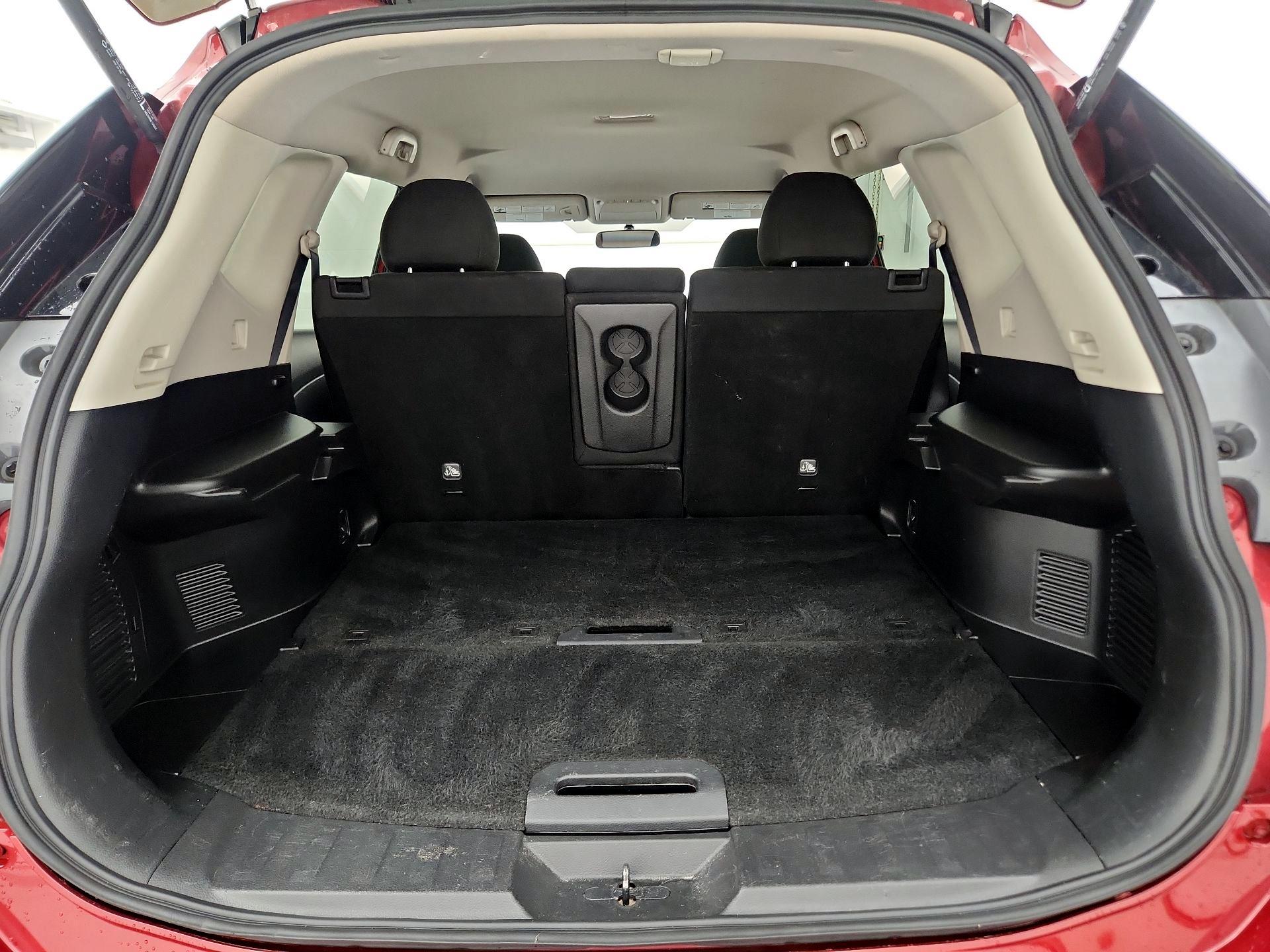 Thumbnail: 2016 Nissan Rogue - 20