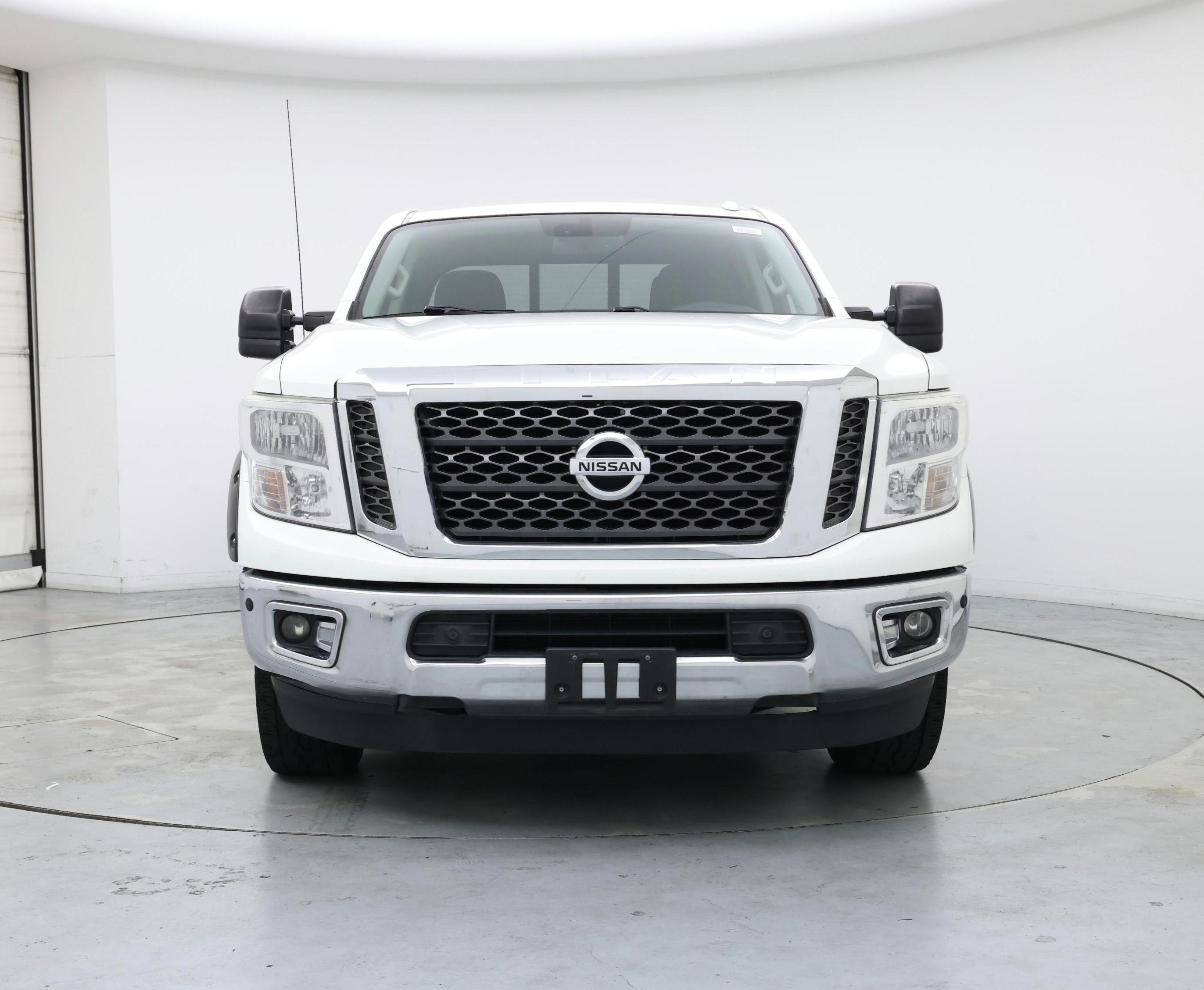 Thumbnail: 2017 Nissan Titan - 5