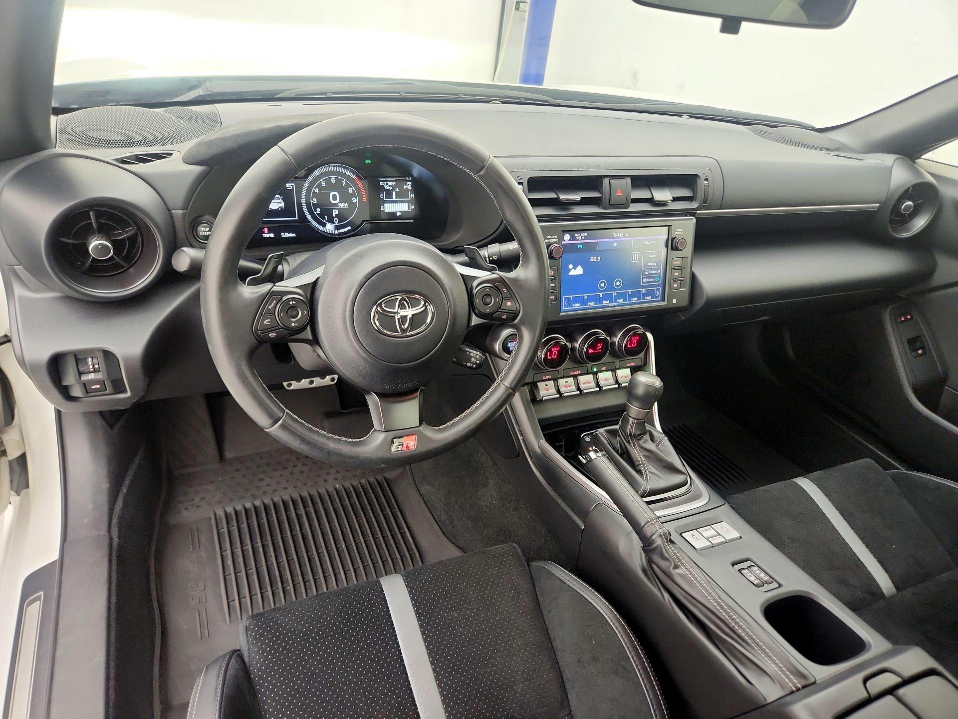 Thumbnail: 2023 Toyota GR86 - 9