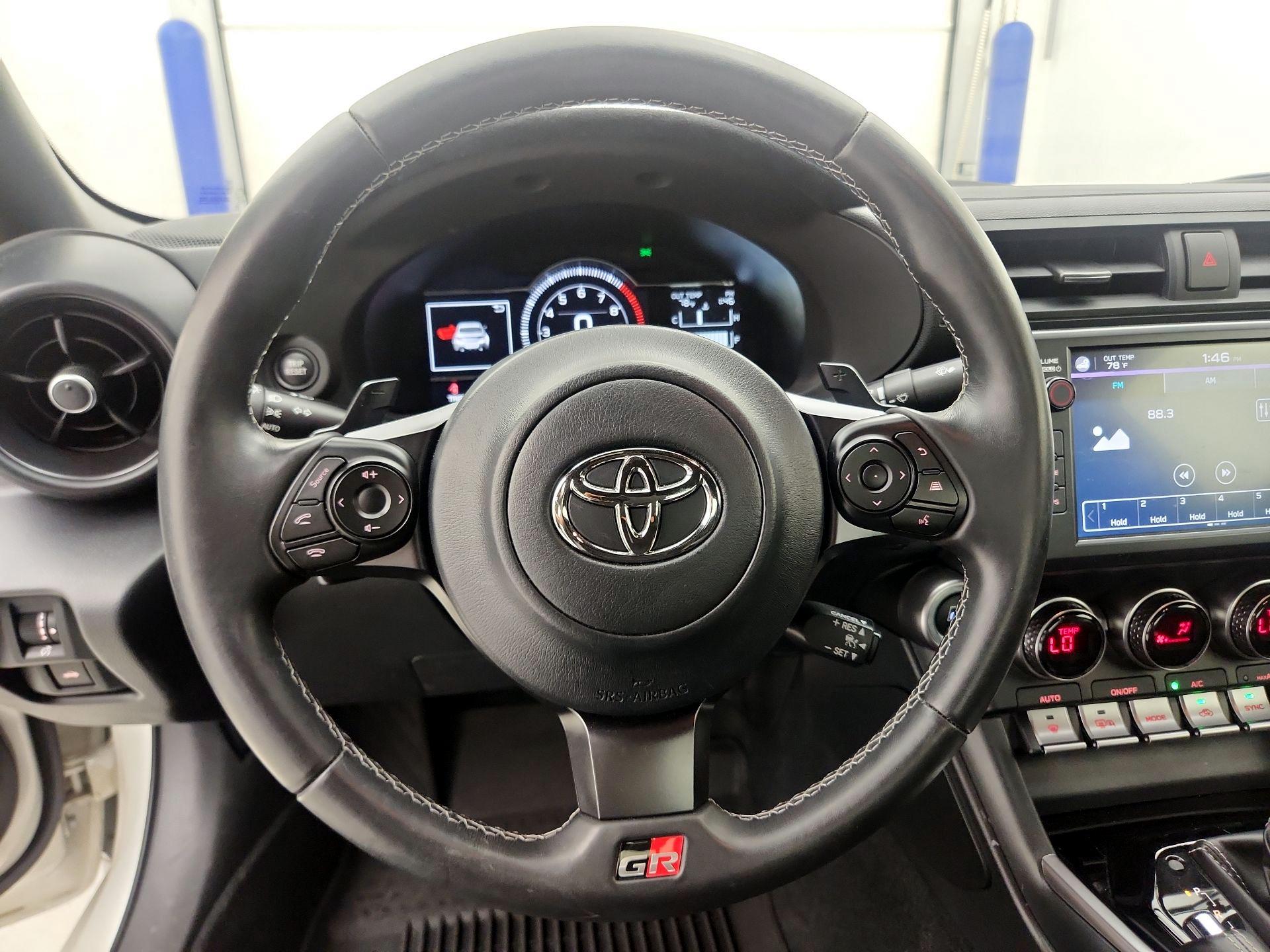 Thumbnail: 2023 Toyota GR86 - 10